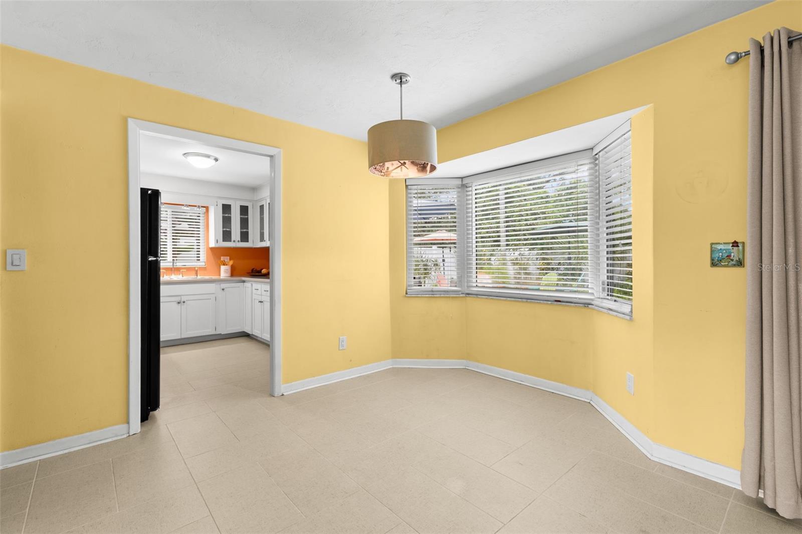 1530 SANDY LN