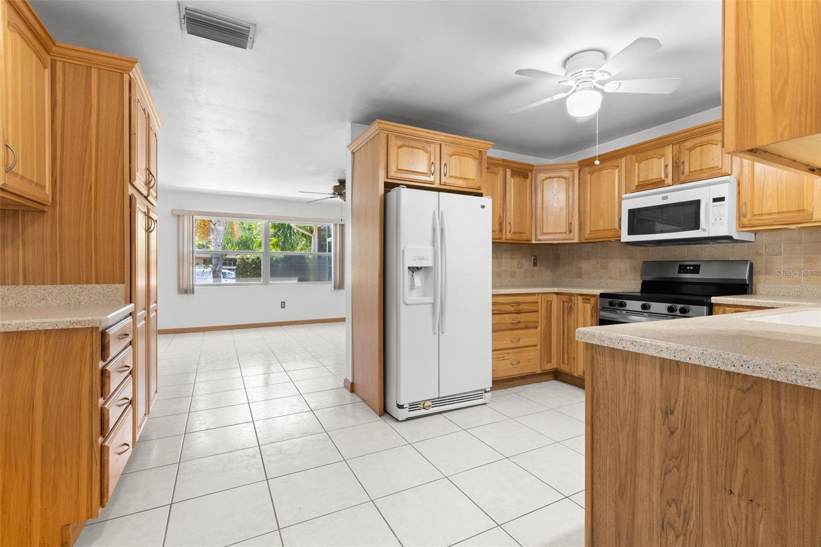 106 S FERNWOOD AVE