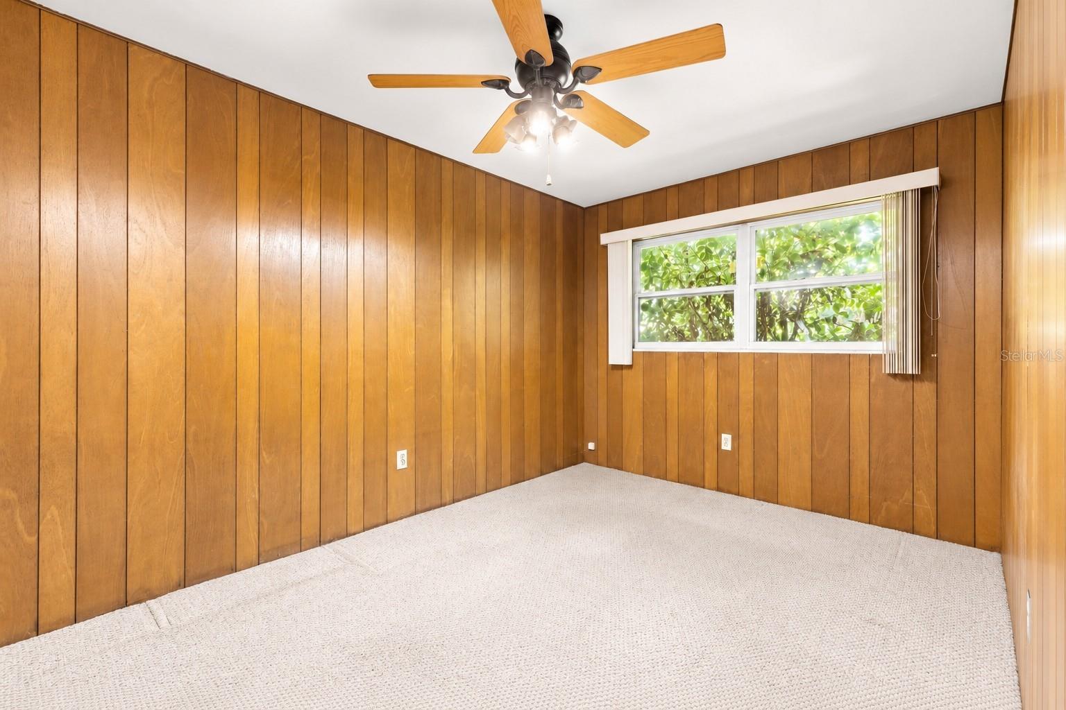 106 S FERNWOOD AVE