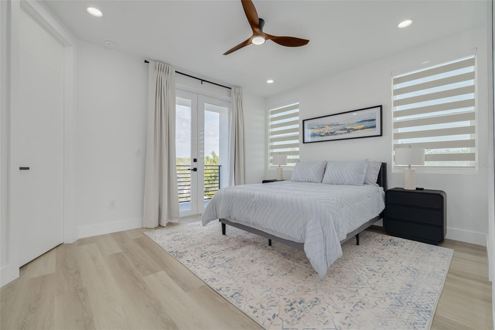 7609 DEEDRA CIR
