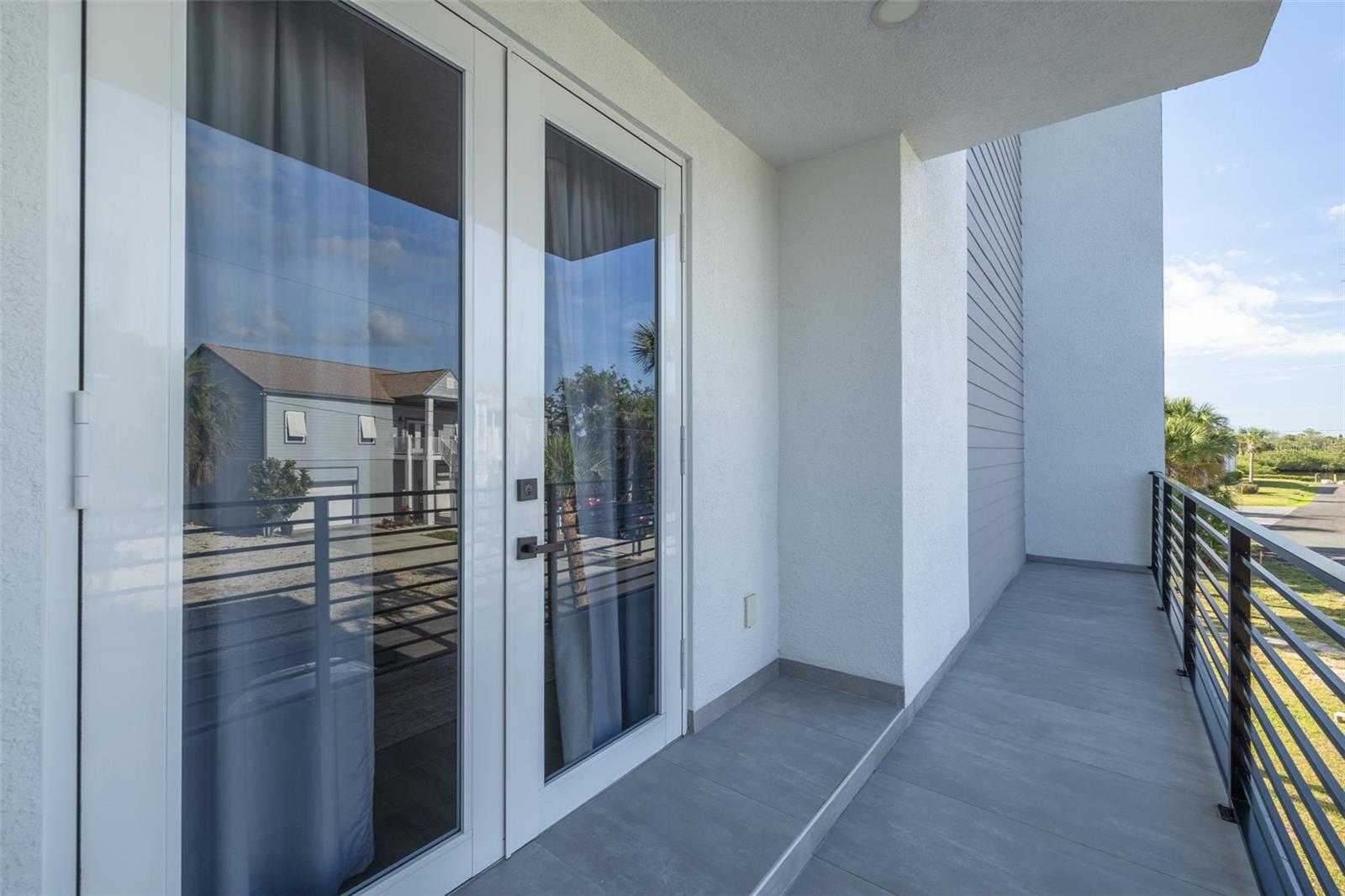 7609 DEEDRA CIR
