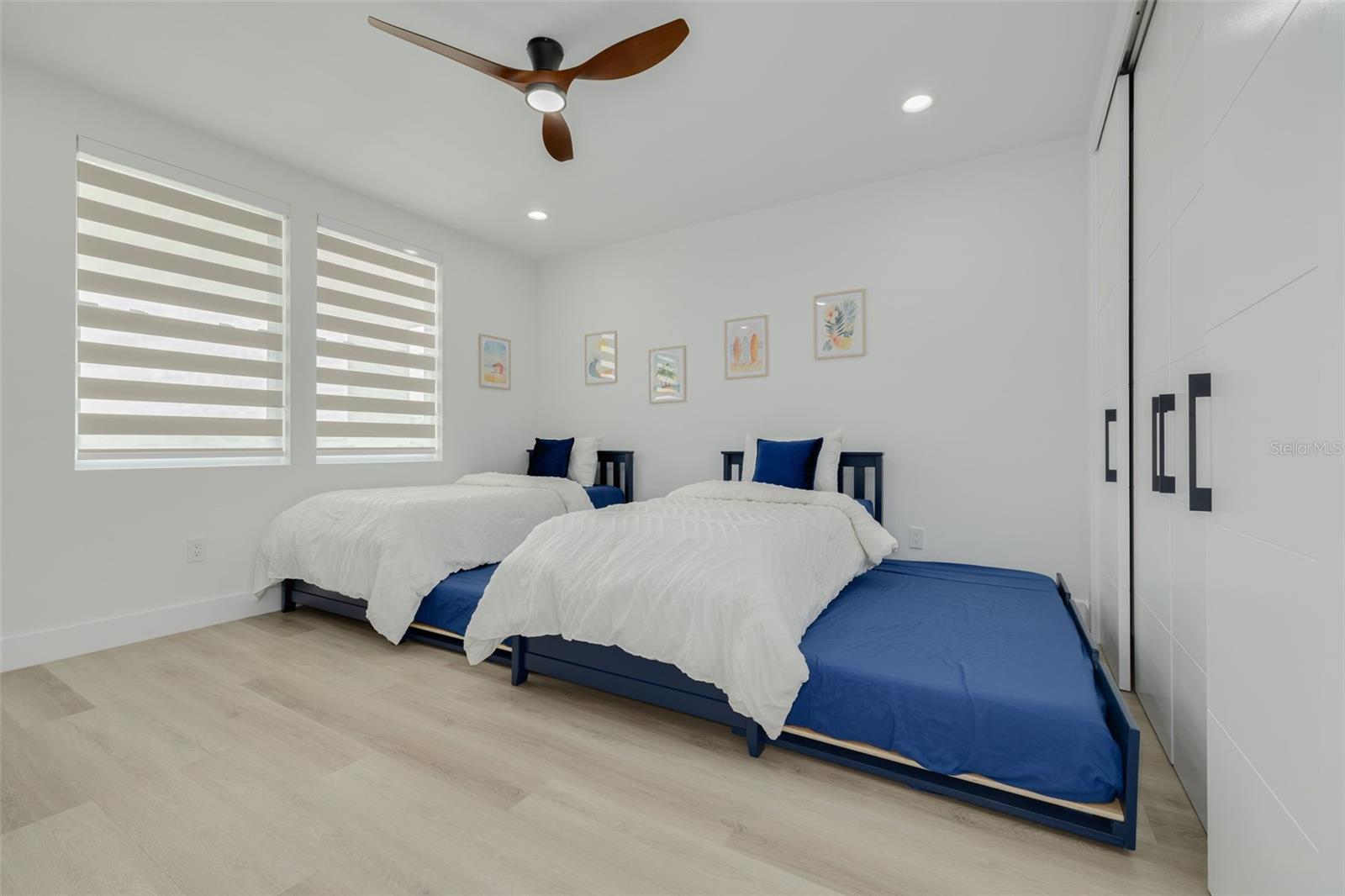 7609 DEEDRA CIR