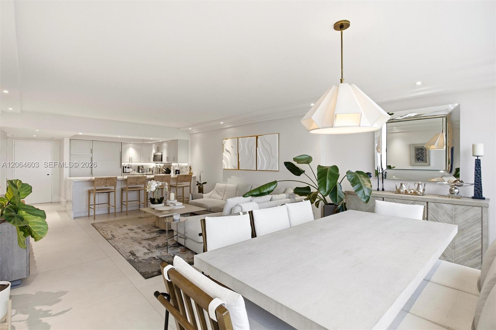 5600 Collins Ave # 15S