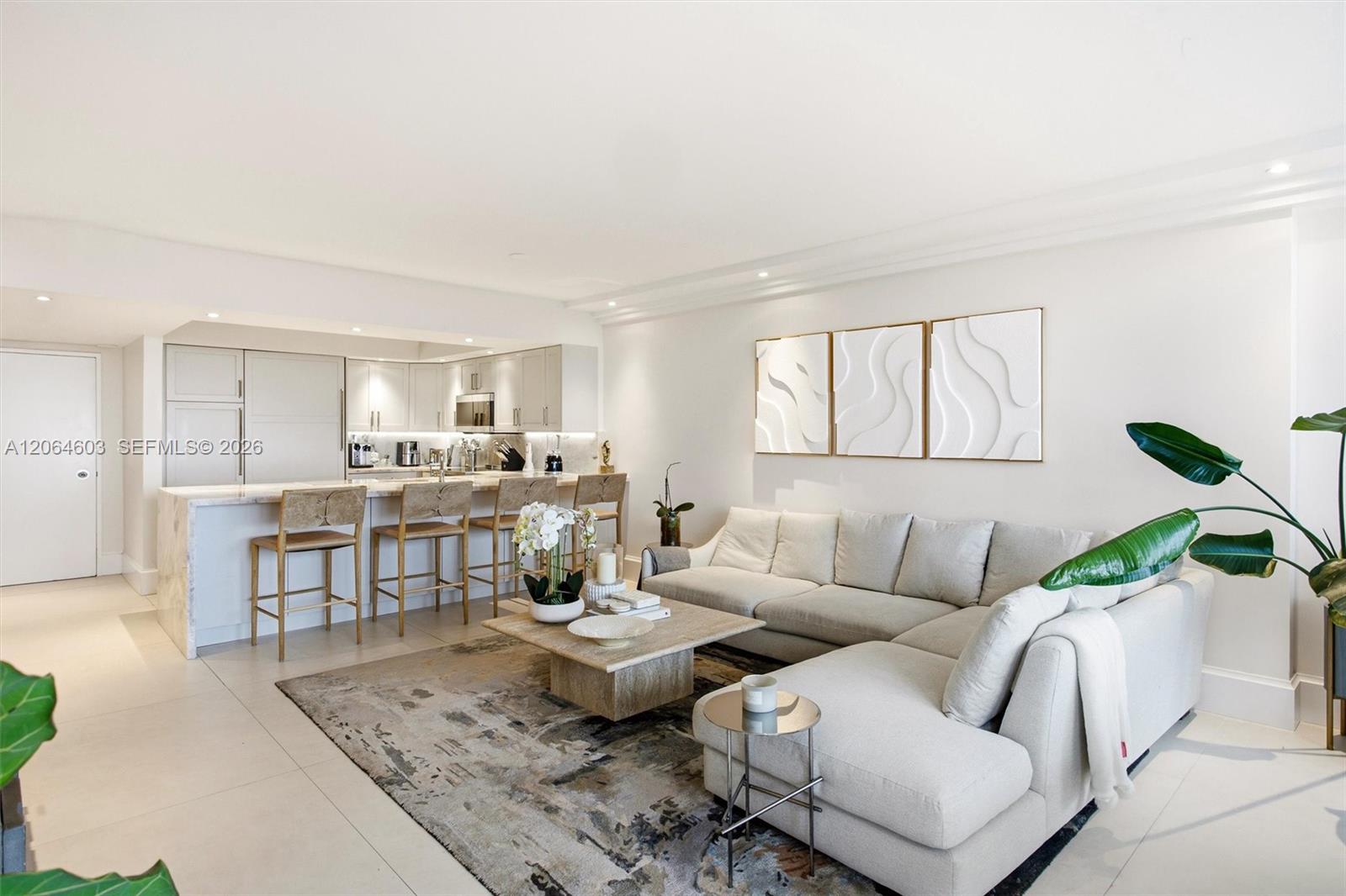 5600 Collins Ave # 15S