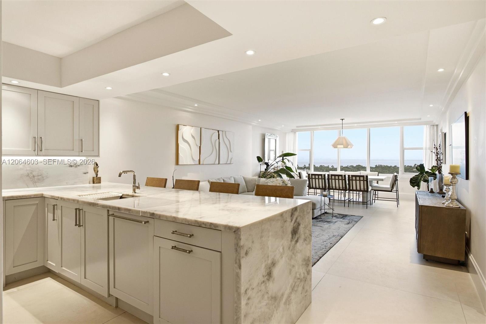 5600 Collins Ave # 15S