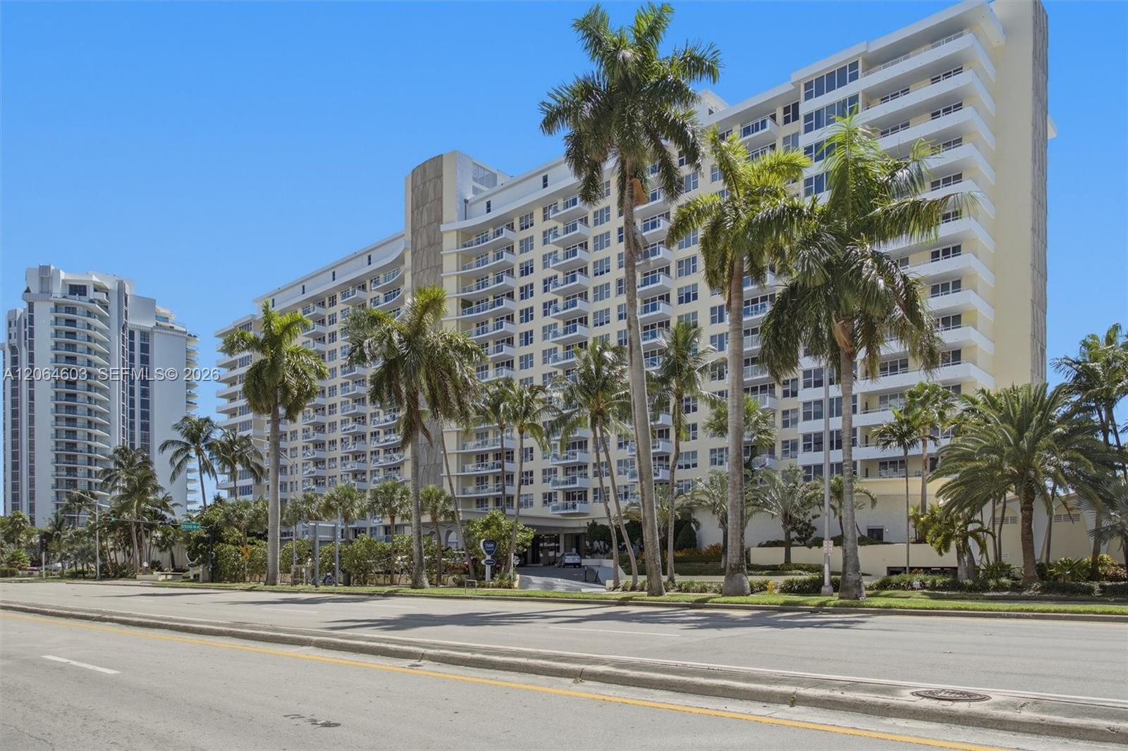 5600 Collins Ave # 15S