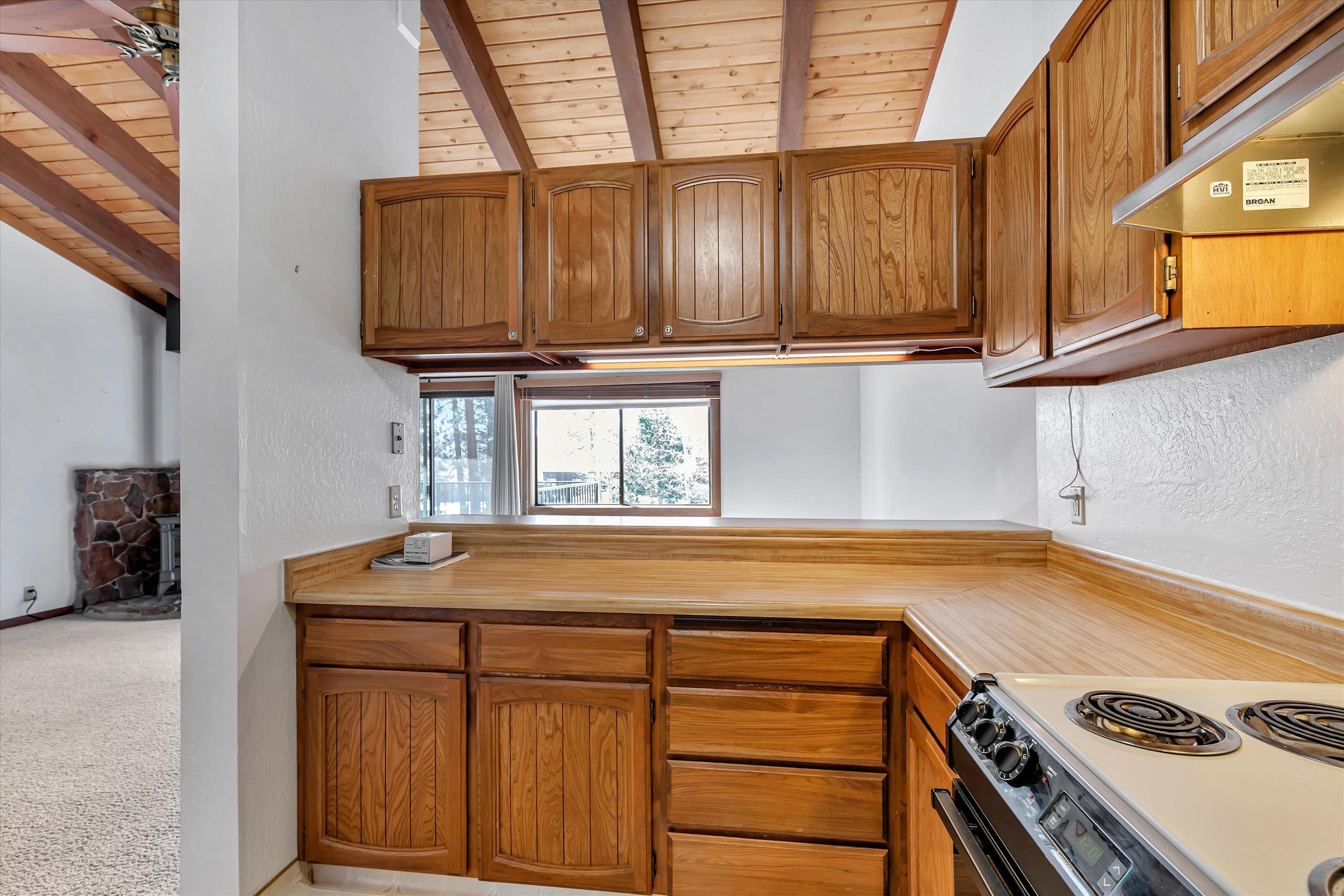 2560 LAKE FORES Lake Forest Road Unit: 58