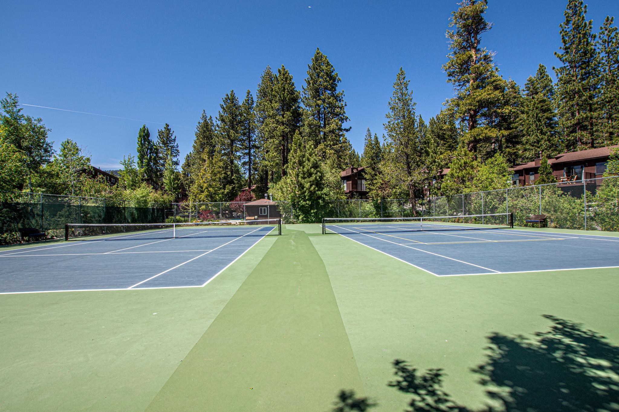 2560 LAKE FORES Lake Forest Road Unit: 58