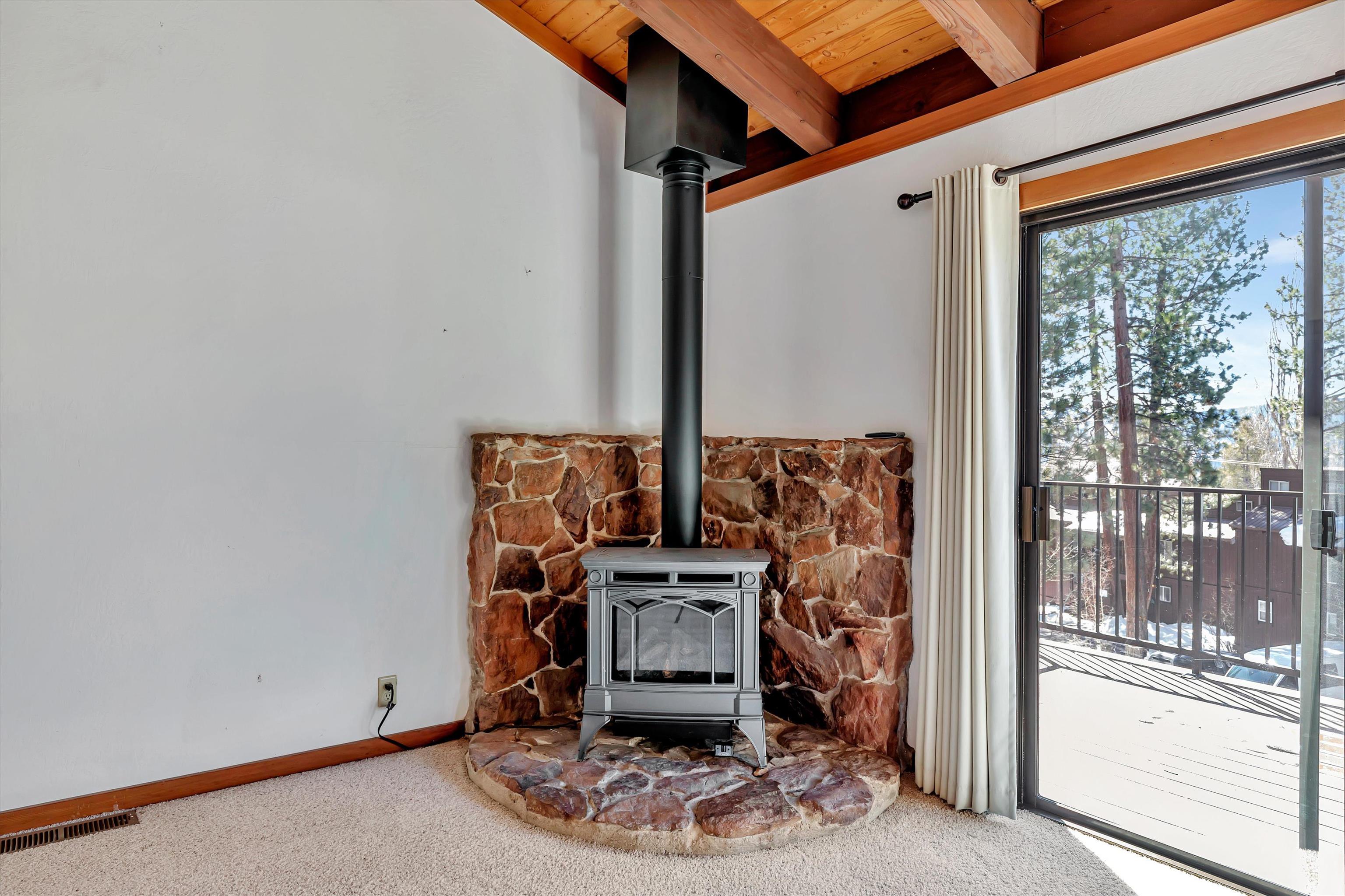 2560 LAKE FORES Lake Forest Road Unit: 58