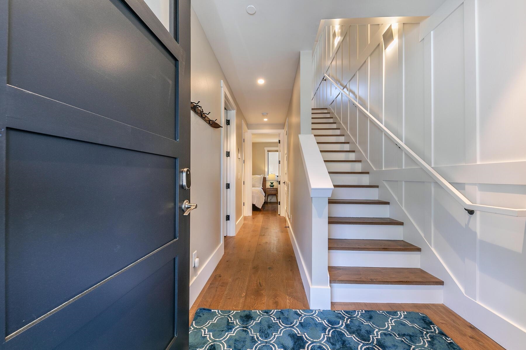 8308 North Lake Boulevard Unit: 3
