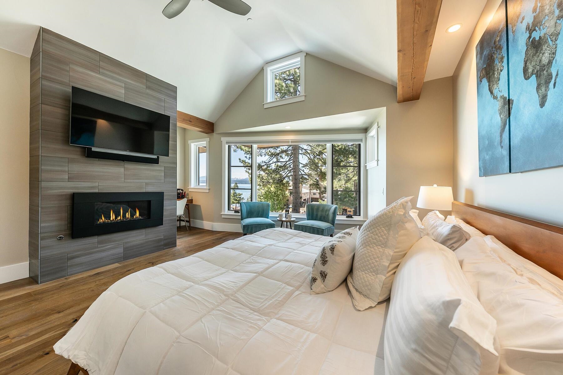 8308 North Lake Boulevard Unit: 3
