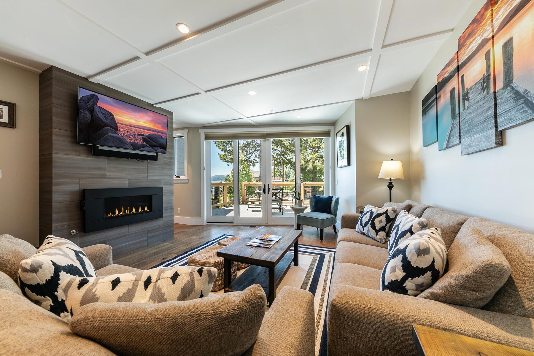 8308 North Lake Boulevard Unit: 3