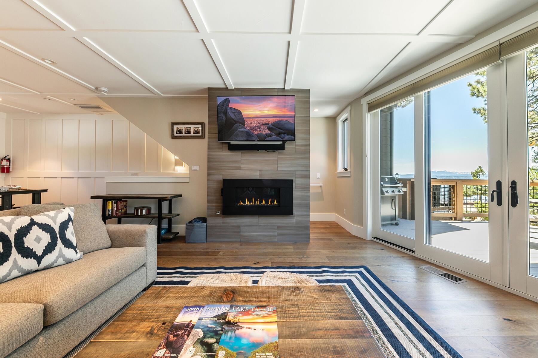 8308 North Lake Boulevard Unit: 3