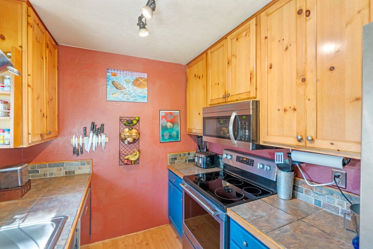 10989 Dorchester Drive