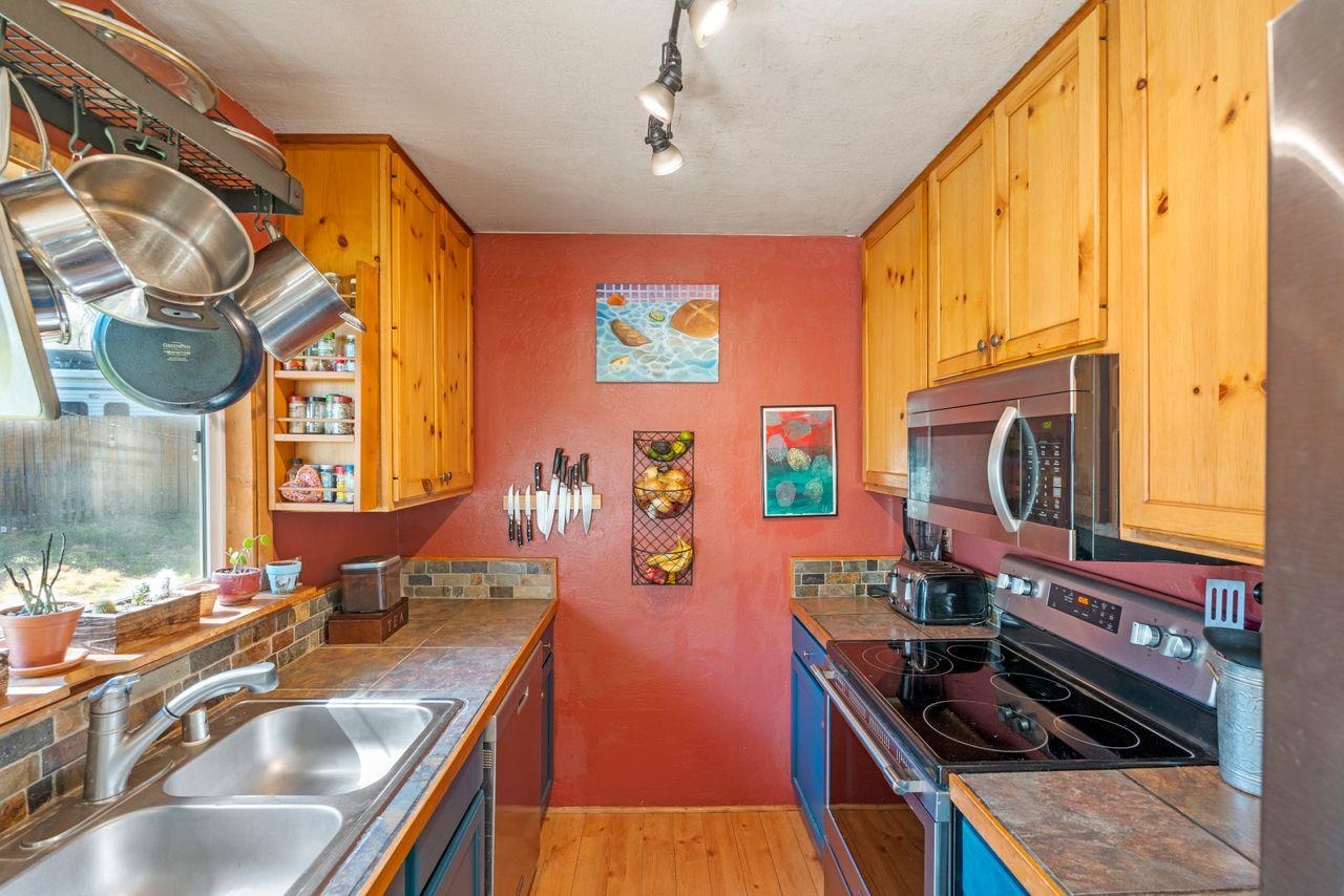 10989 Dorchester Drive