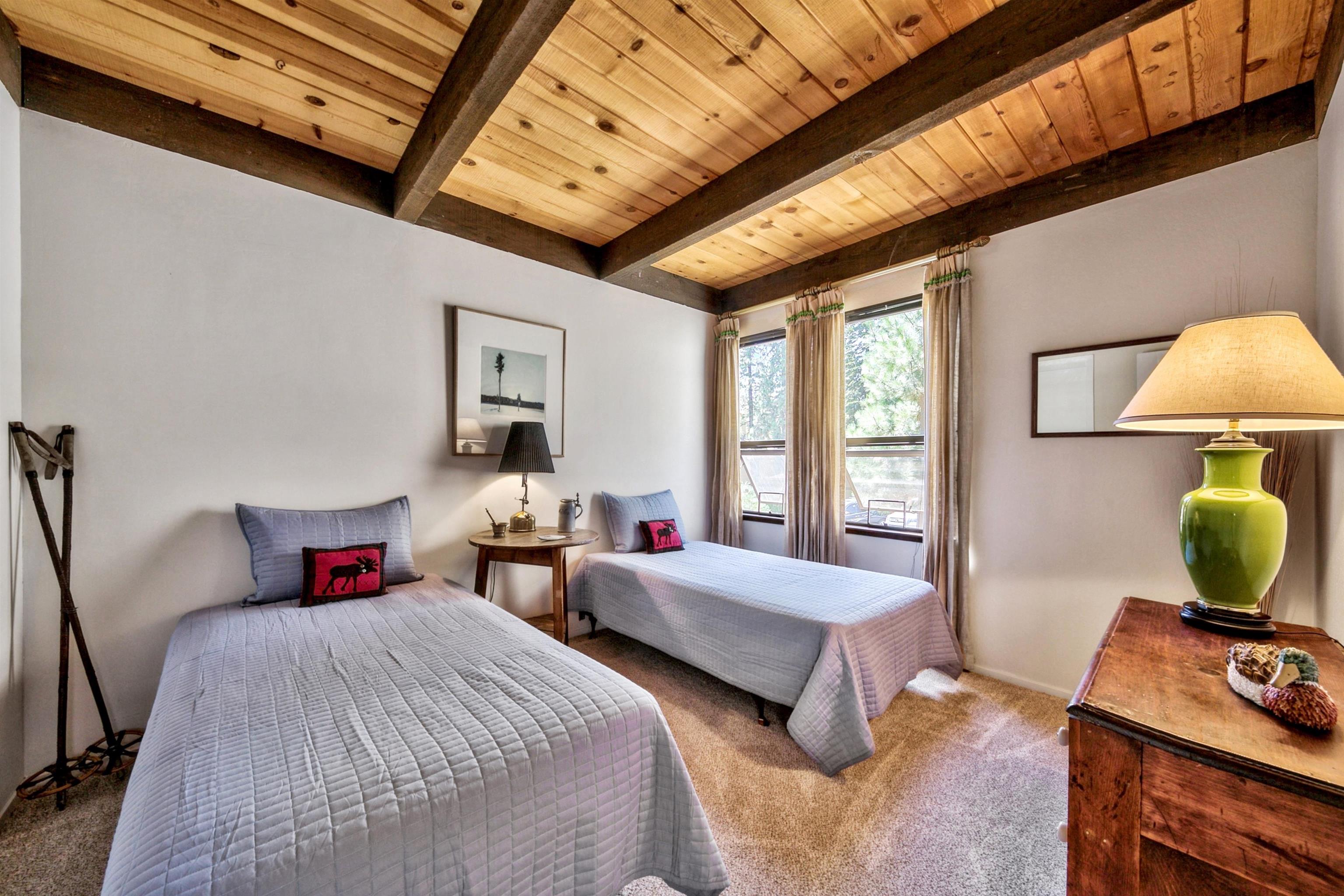 1001 Commonwealth Drive Unit: 179