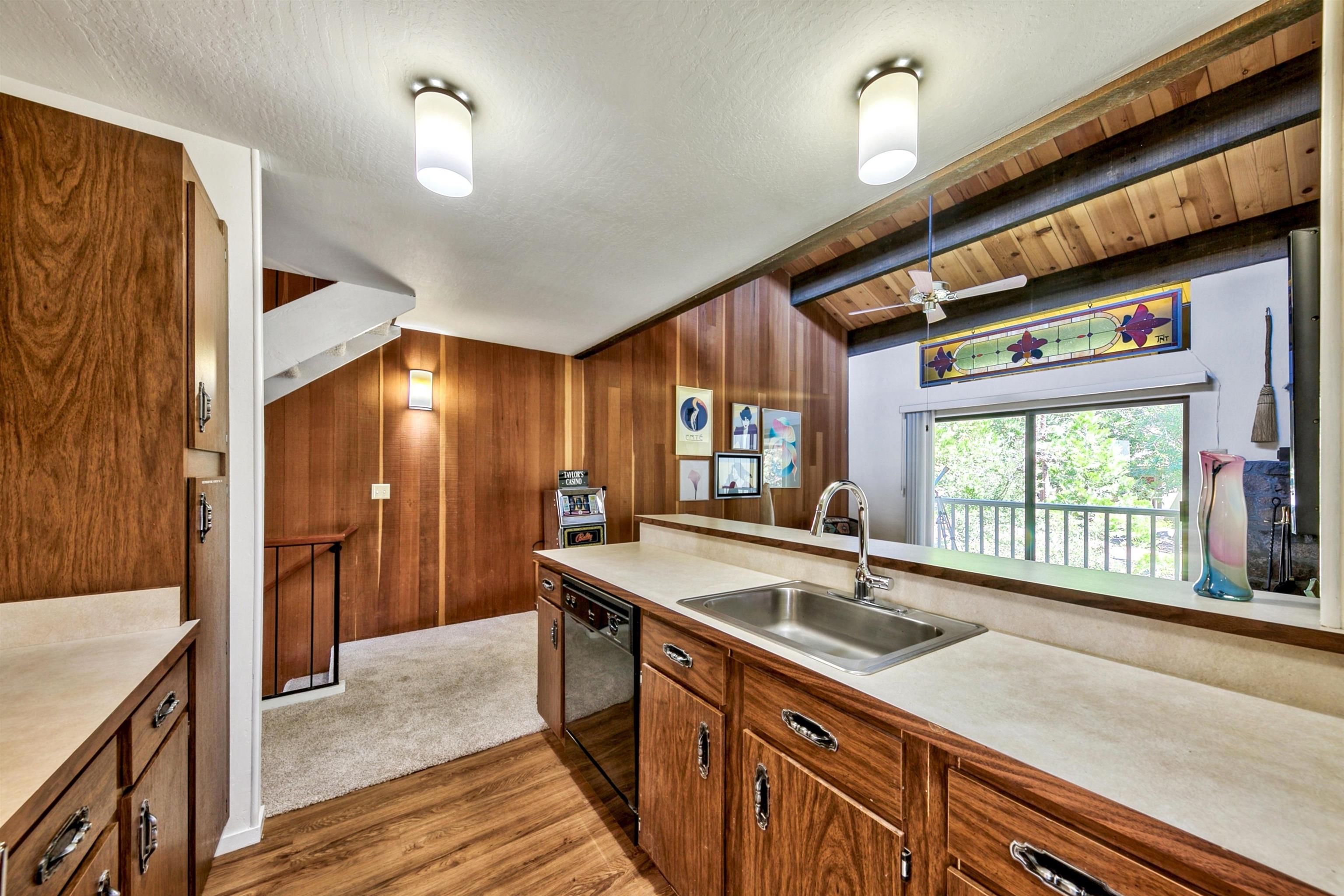 1001 Commonwealth Drive Unit: 179