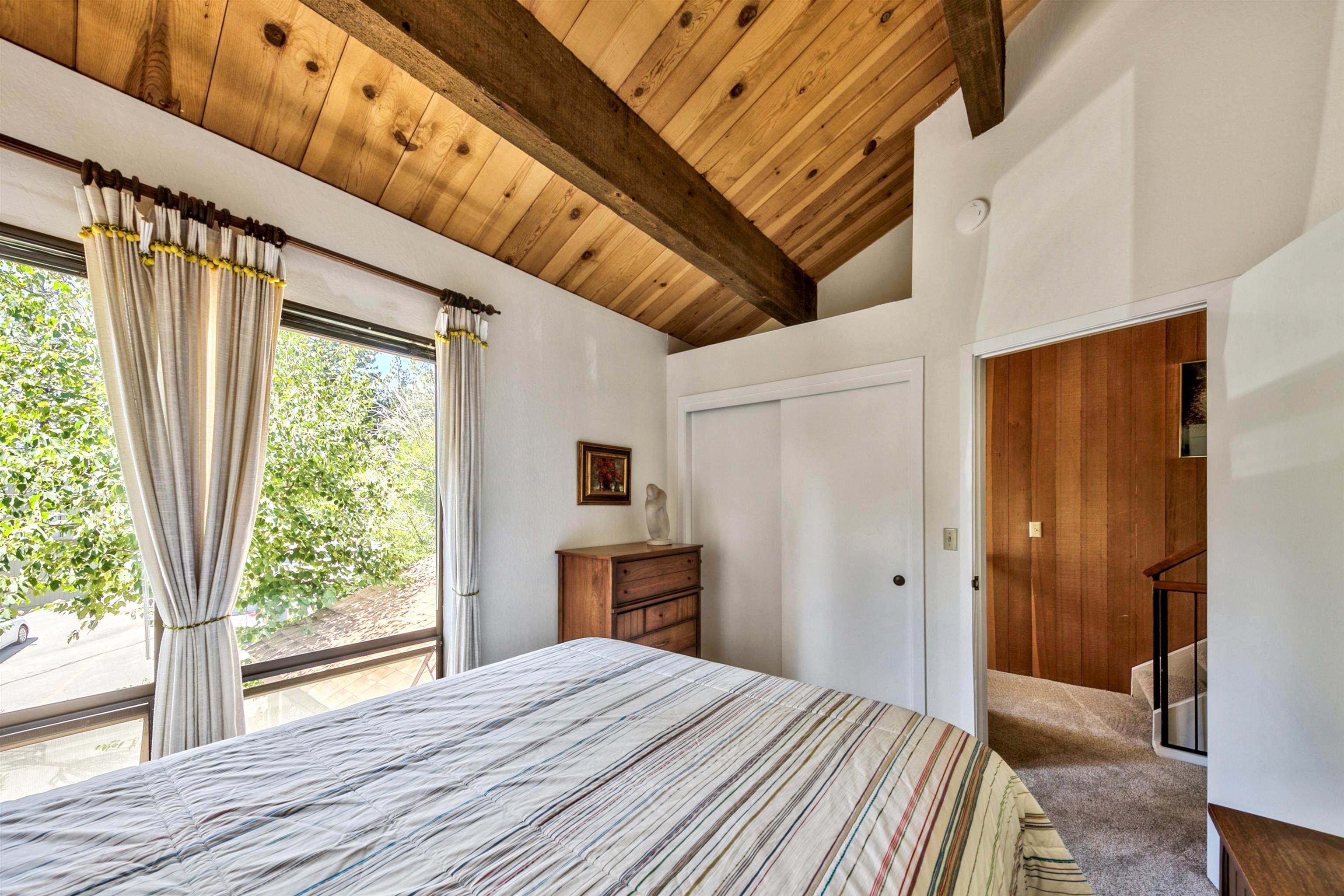 1001 Commonwealth Drive Unit: 179