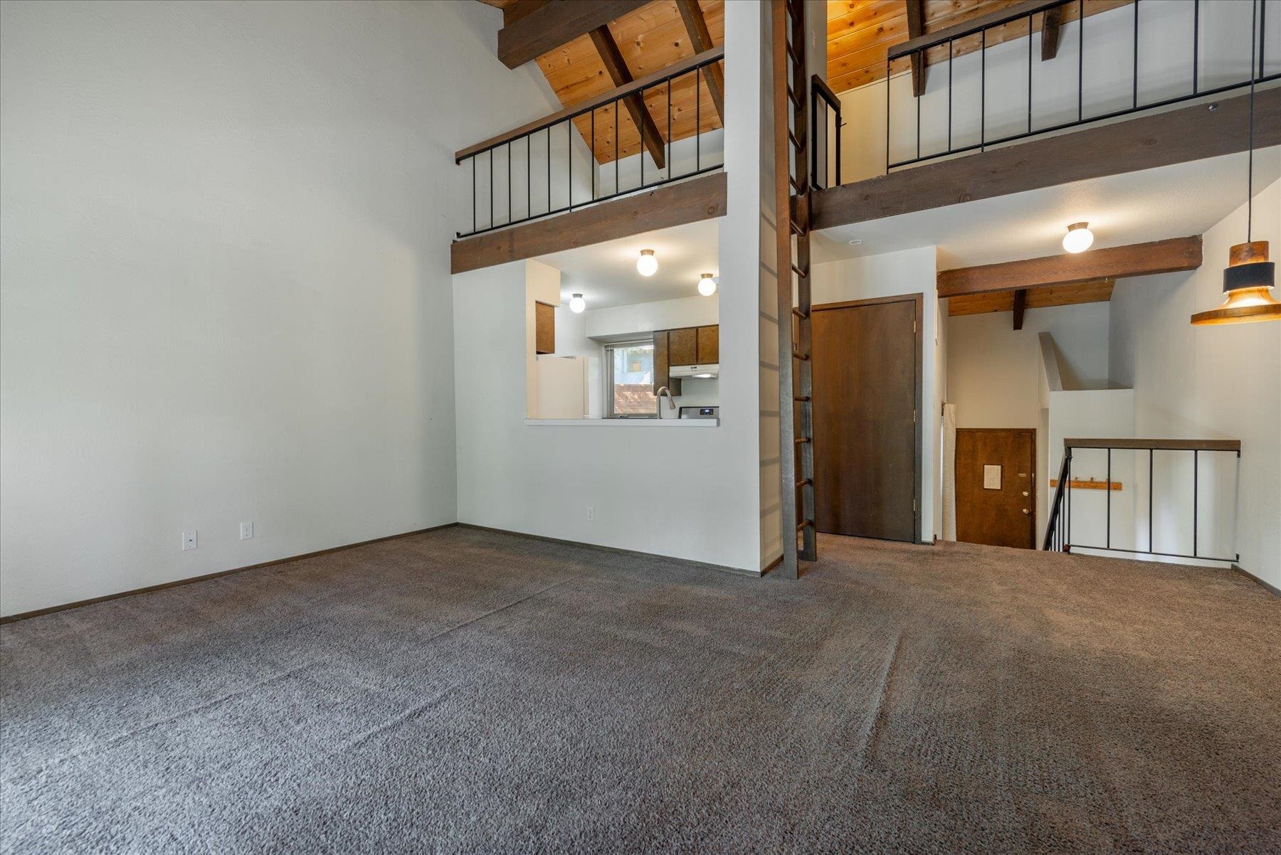 2755 North Lake Boulevard Unit: 41