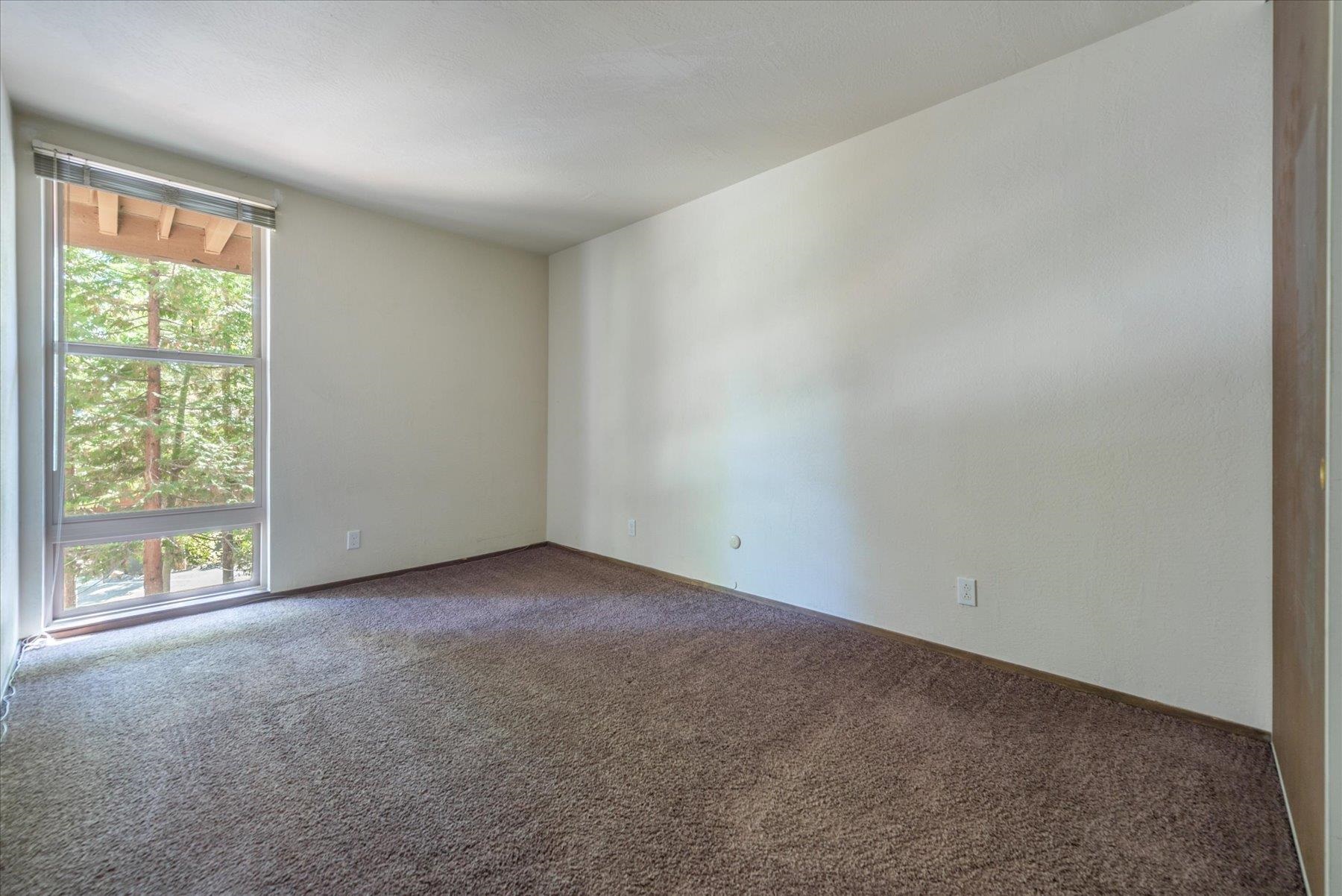 2755 North Lake Boulevard Unit: 41