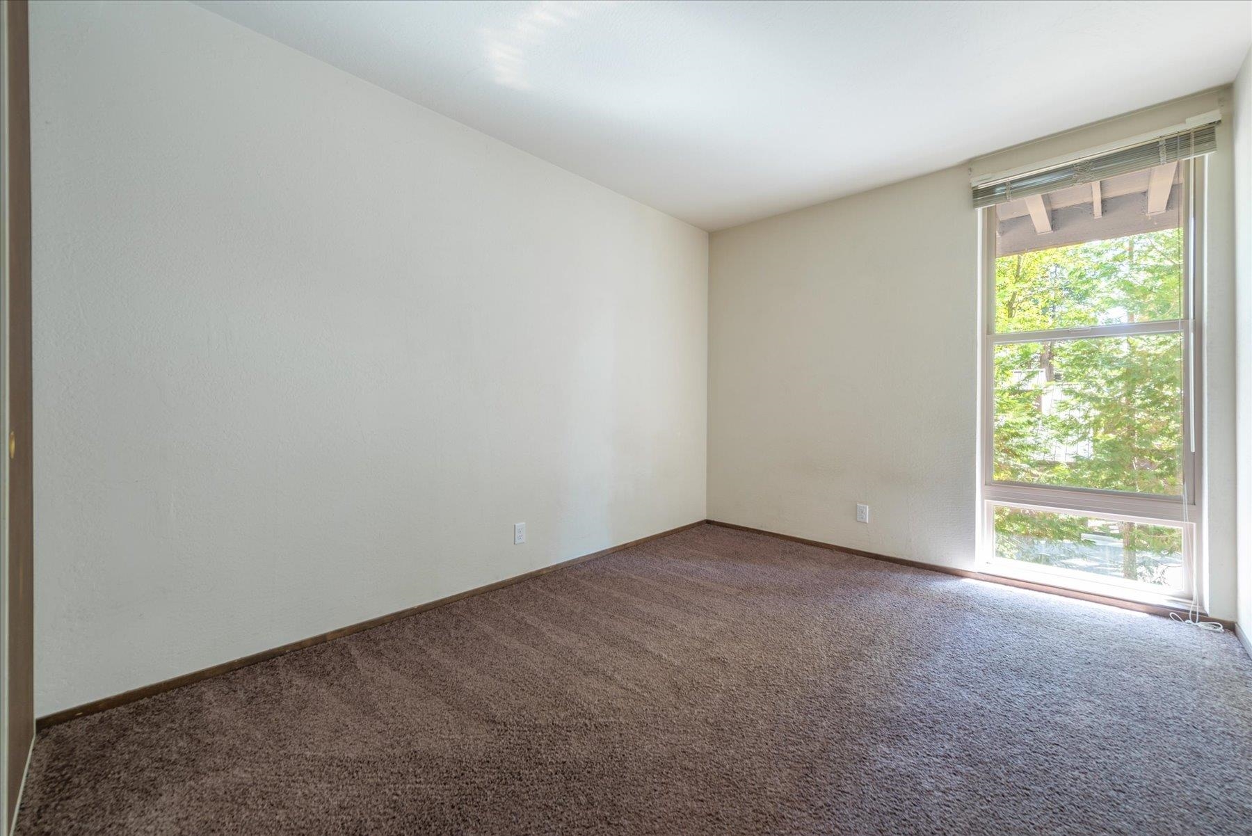2755 North Lake Boulevard Unit: 41