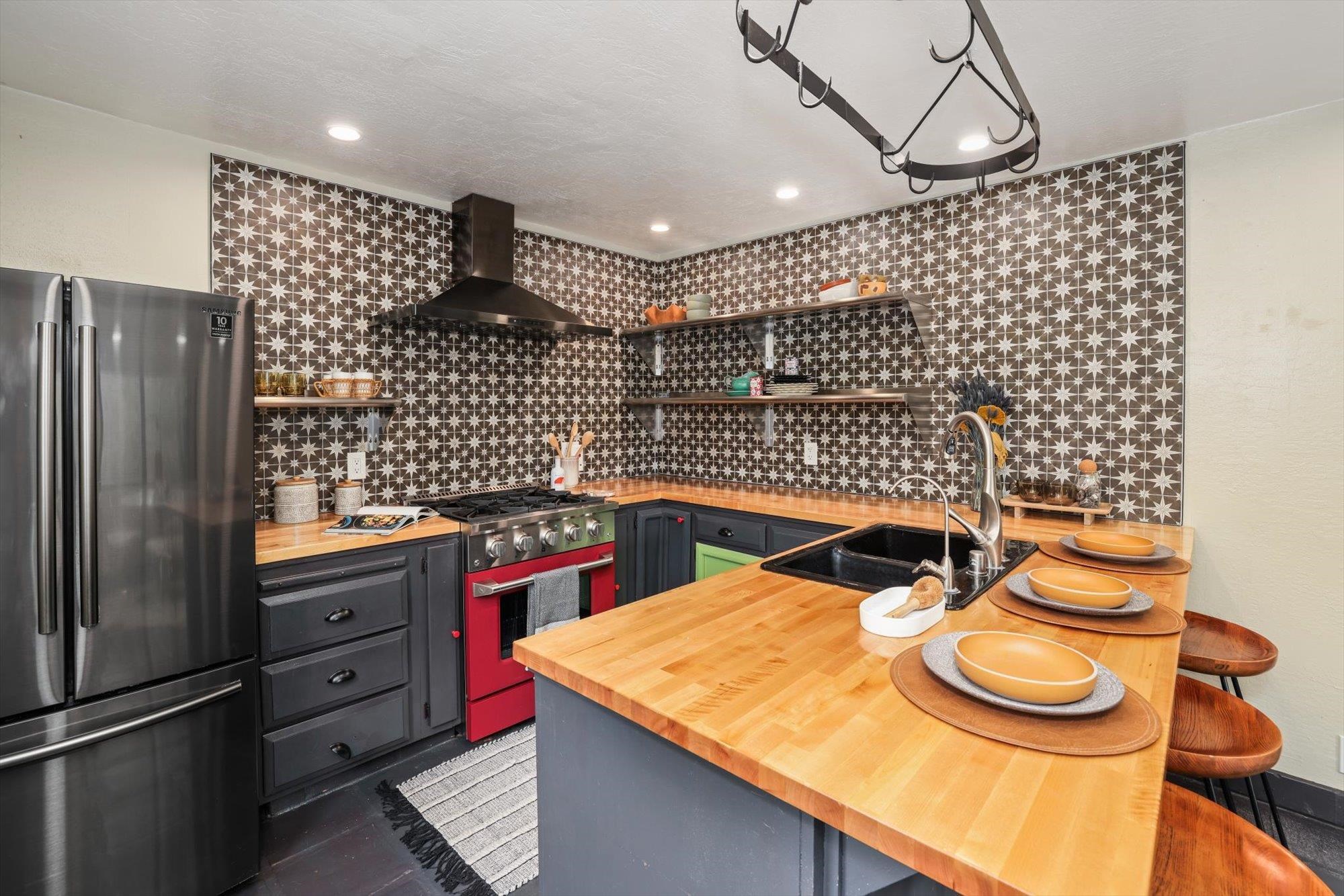 16005 Canterbury Lane