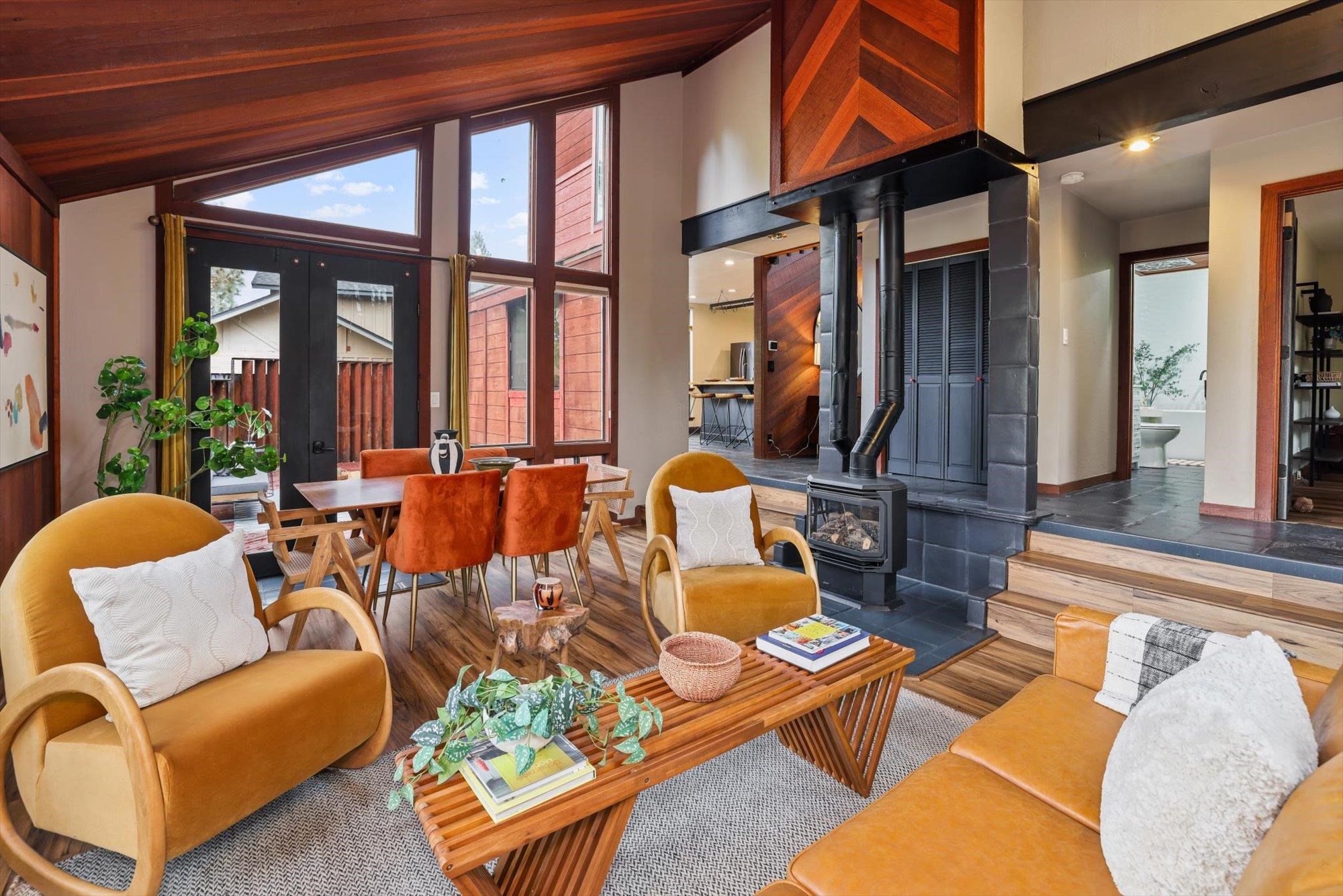 16005 Canterbury Lane