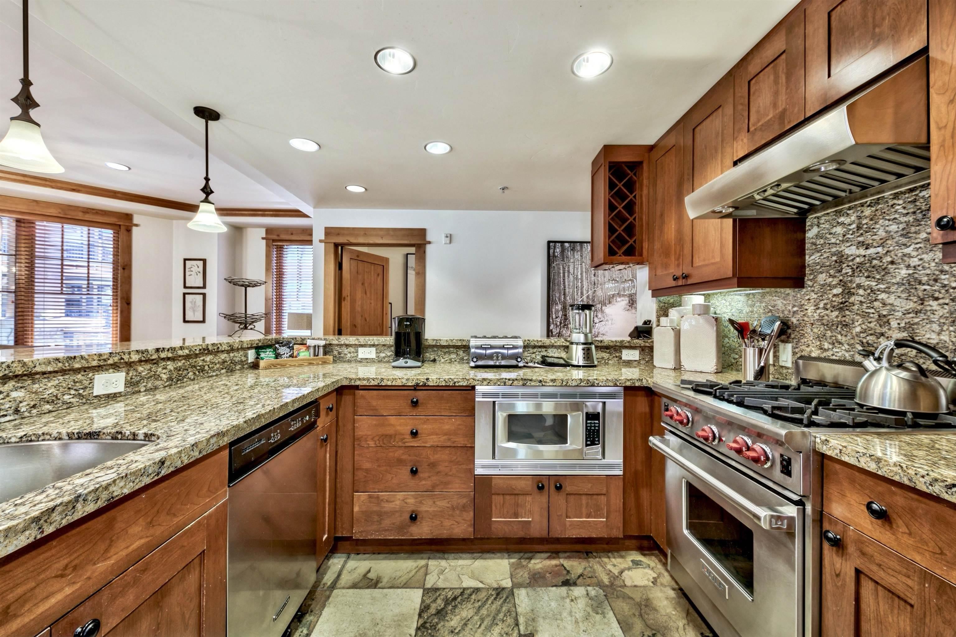 8001 Northstar Drive Unit: 314-7