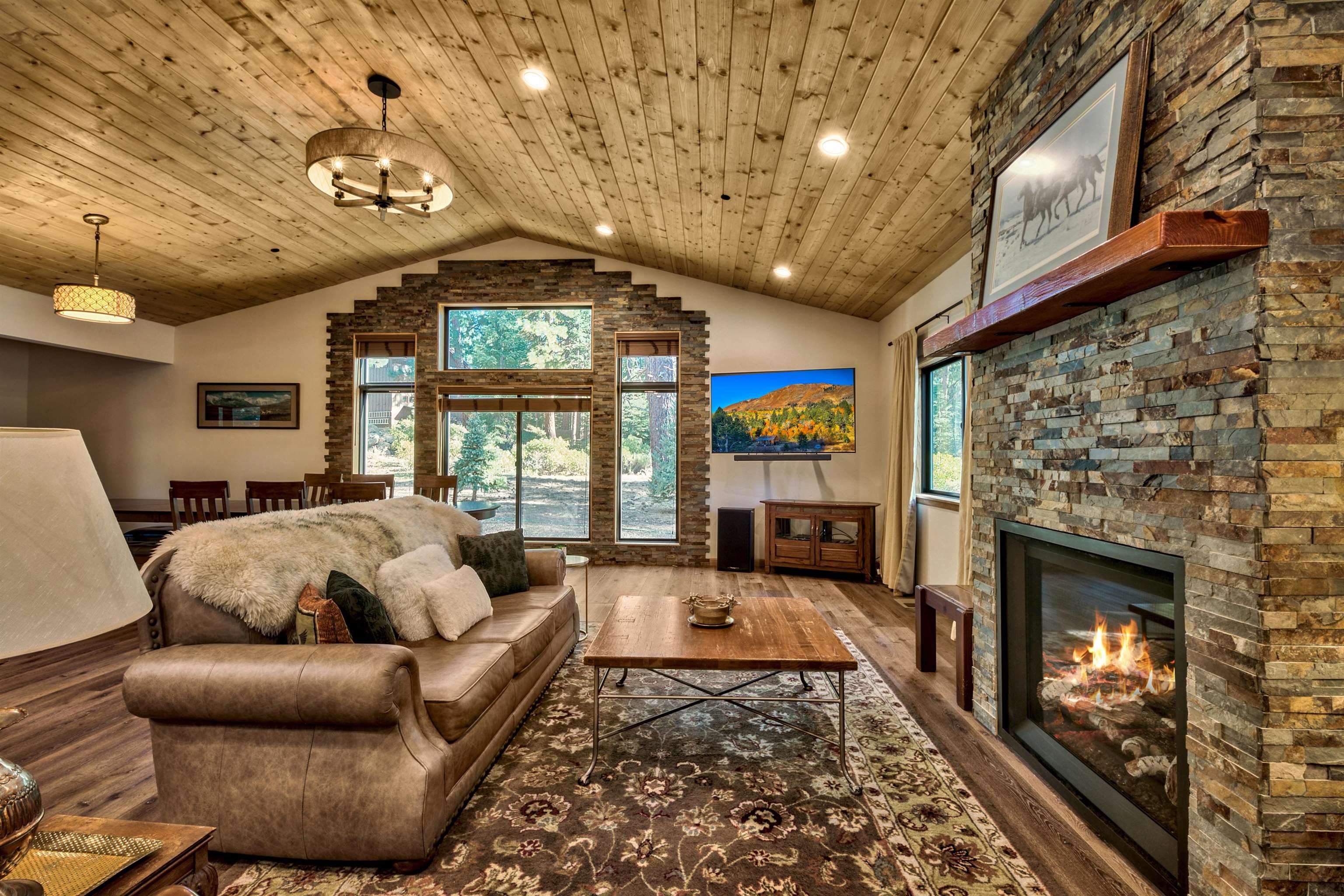 10847 Royal Crest Drive