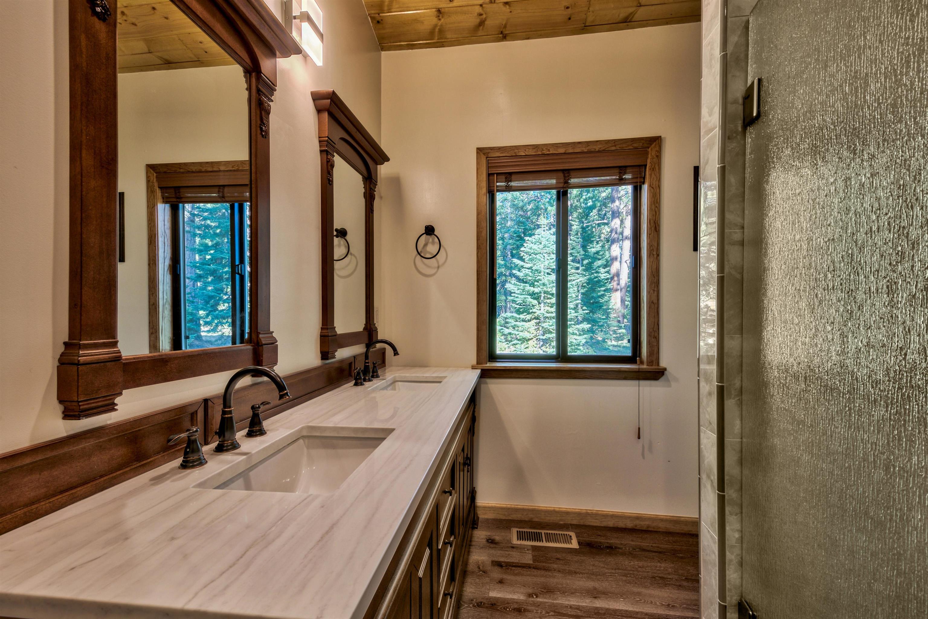 10847 Royal Crest Drive