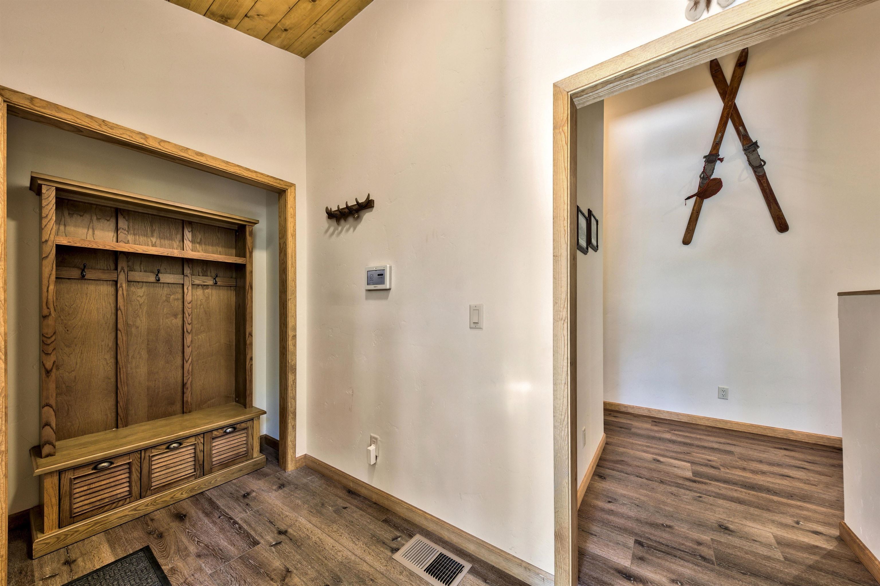 10847 Royal Crest Drive