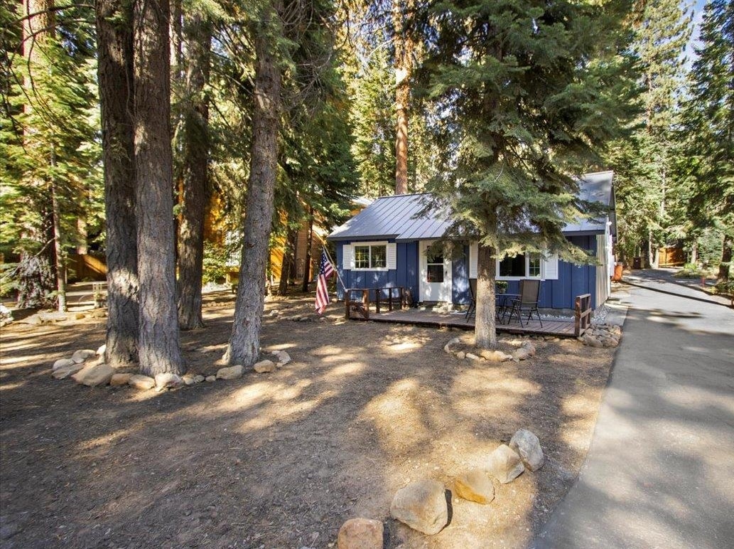 532 Brassie Avenue