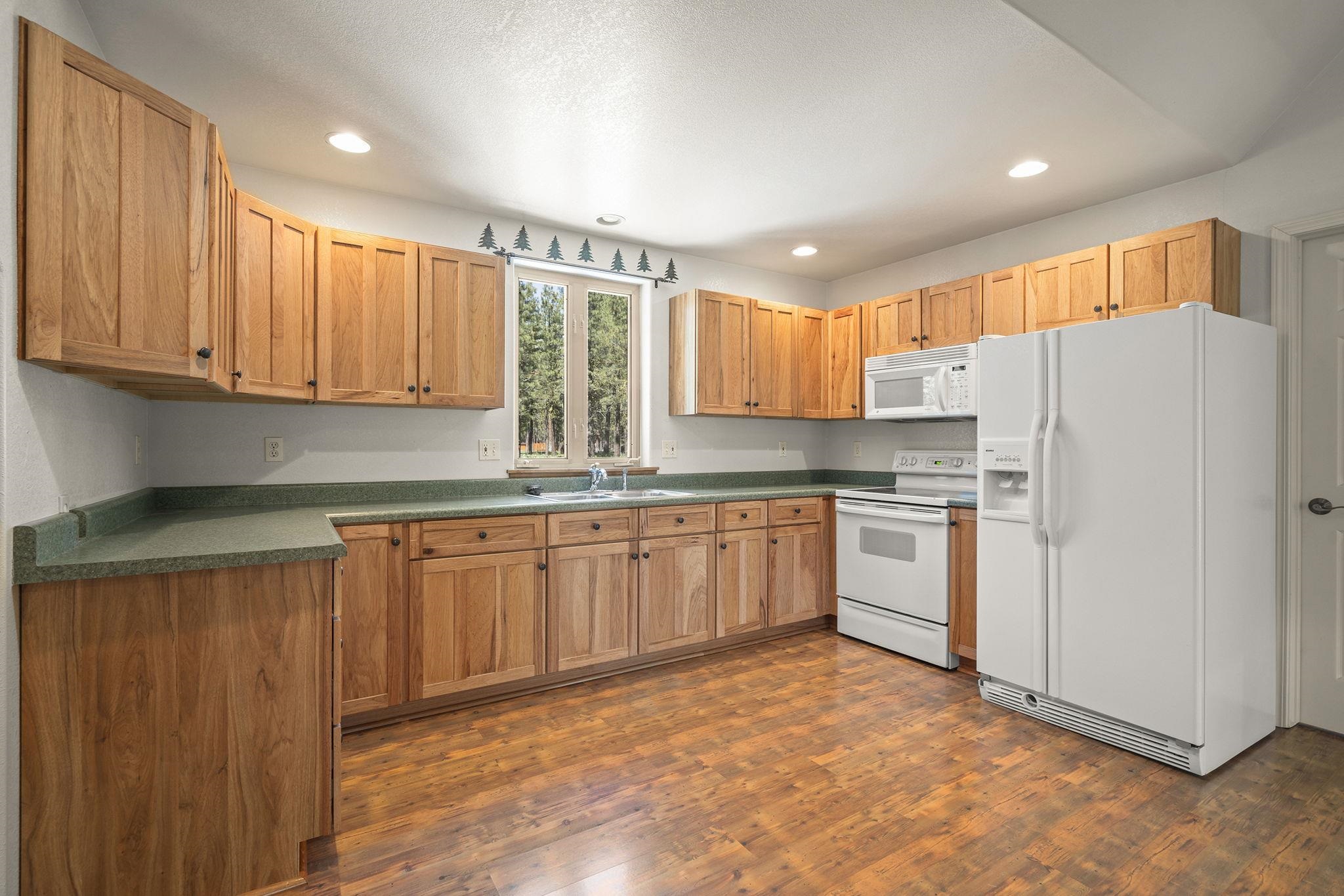 75 Pine Knoll Court