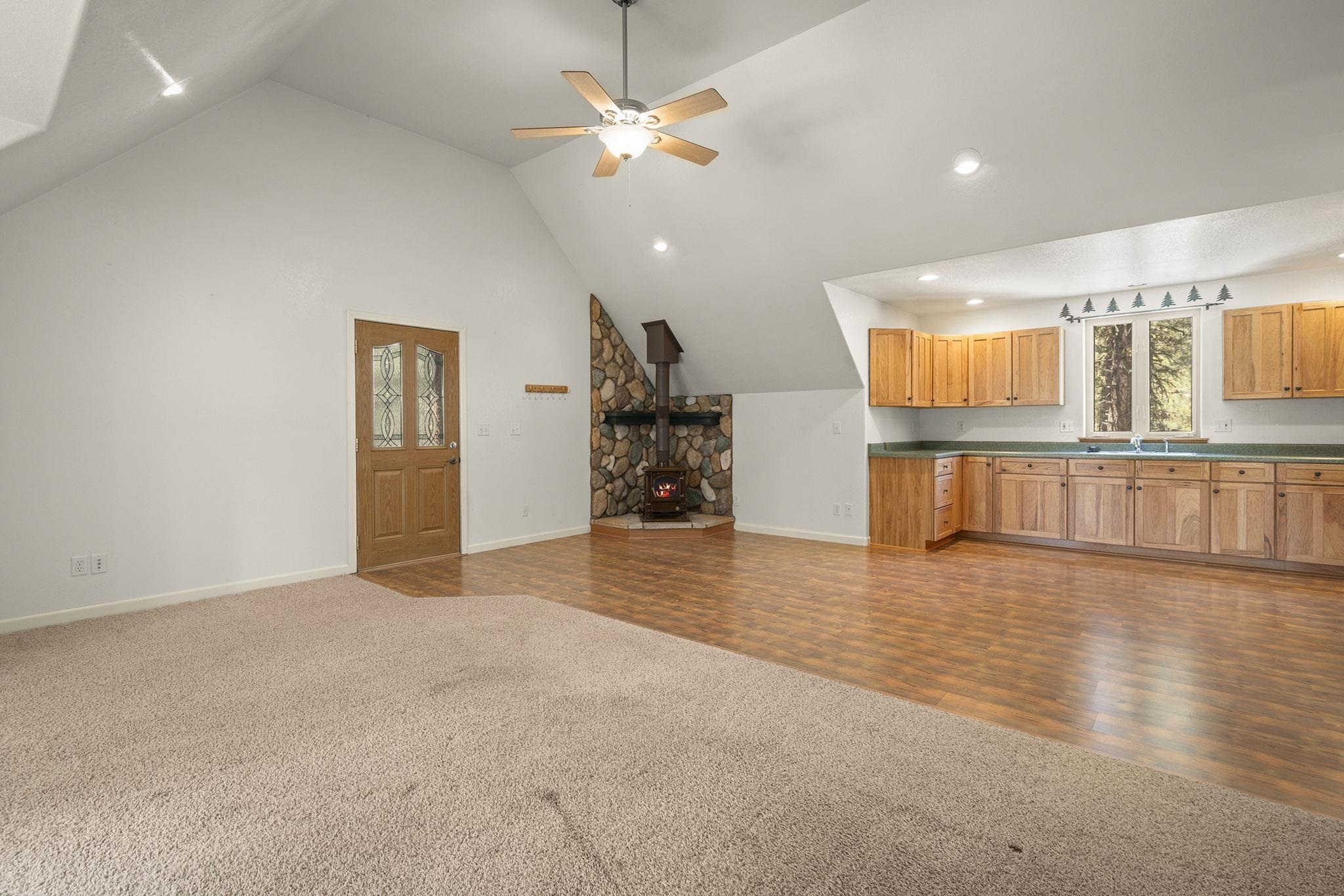75 Pine Knoll Court