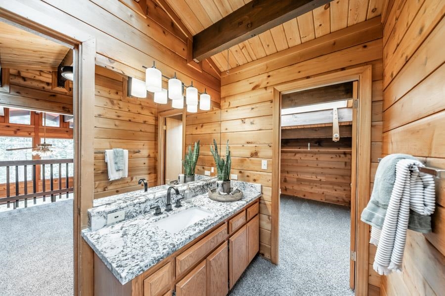 1035 Trent Lane