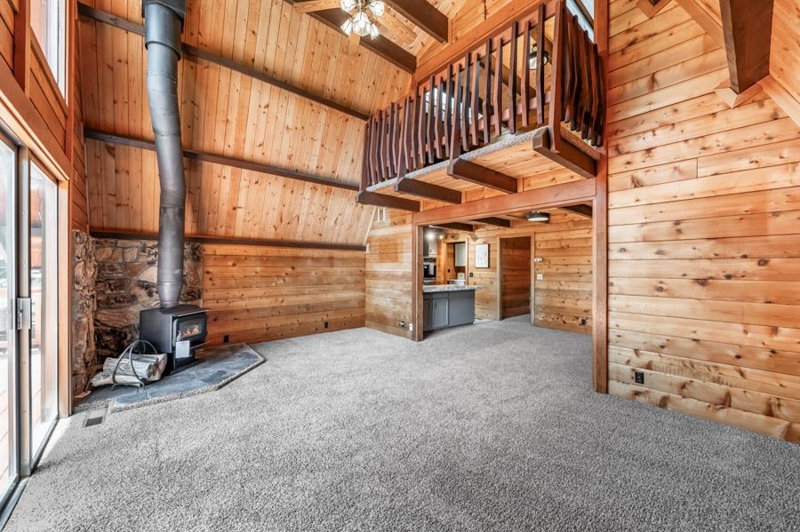 1035 Trent Lane