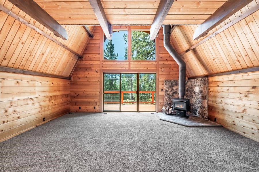 1035 Trent Lane