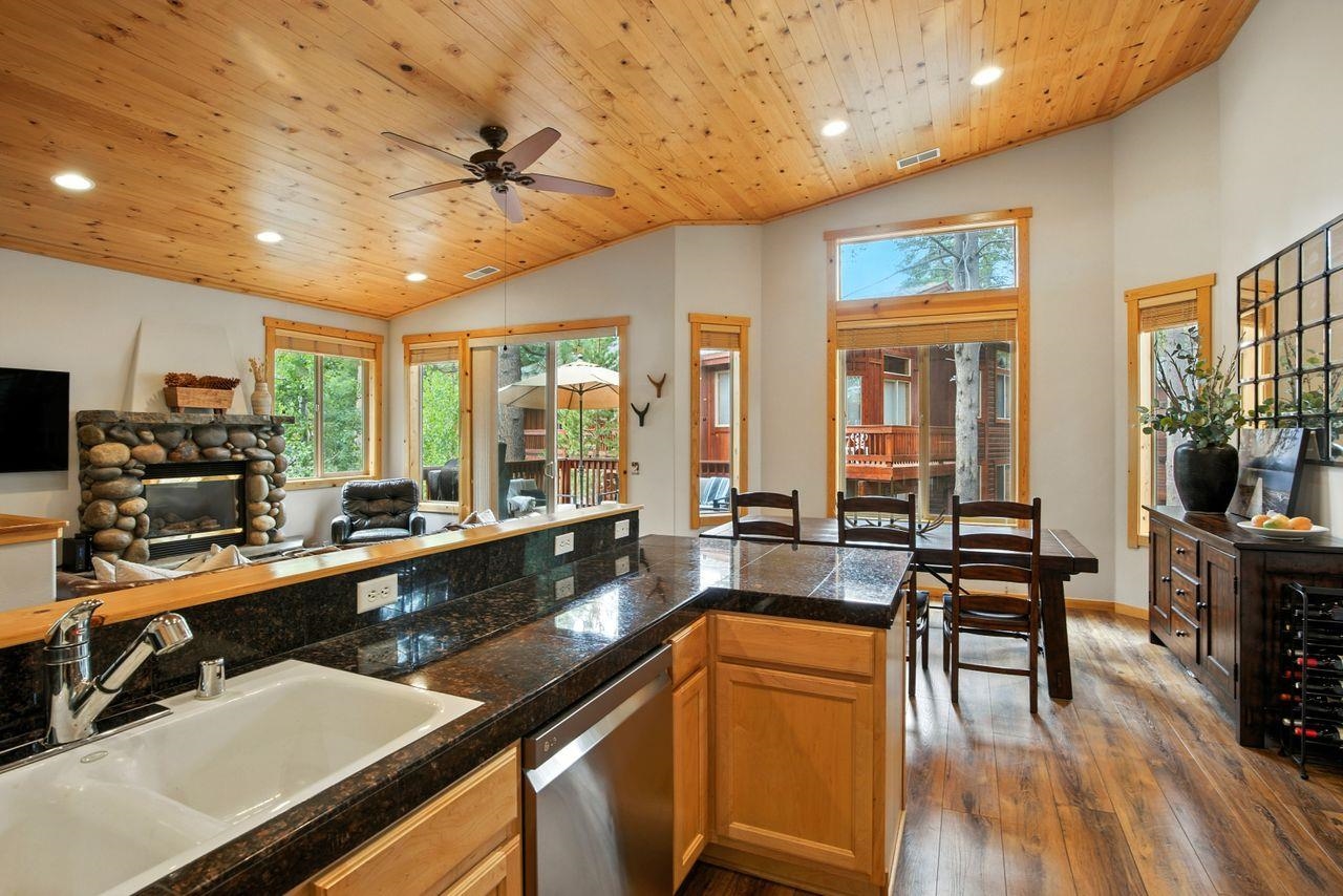 12698 Hidden Circle Unit: 3