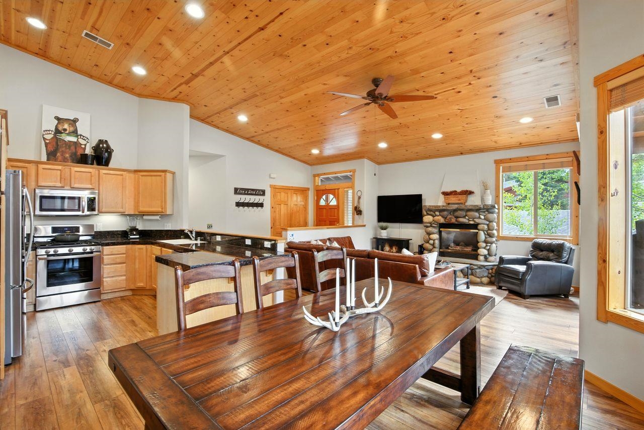 12698 Hidden Circle Unit: 3