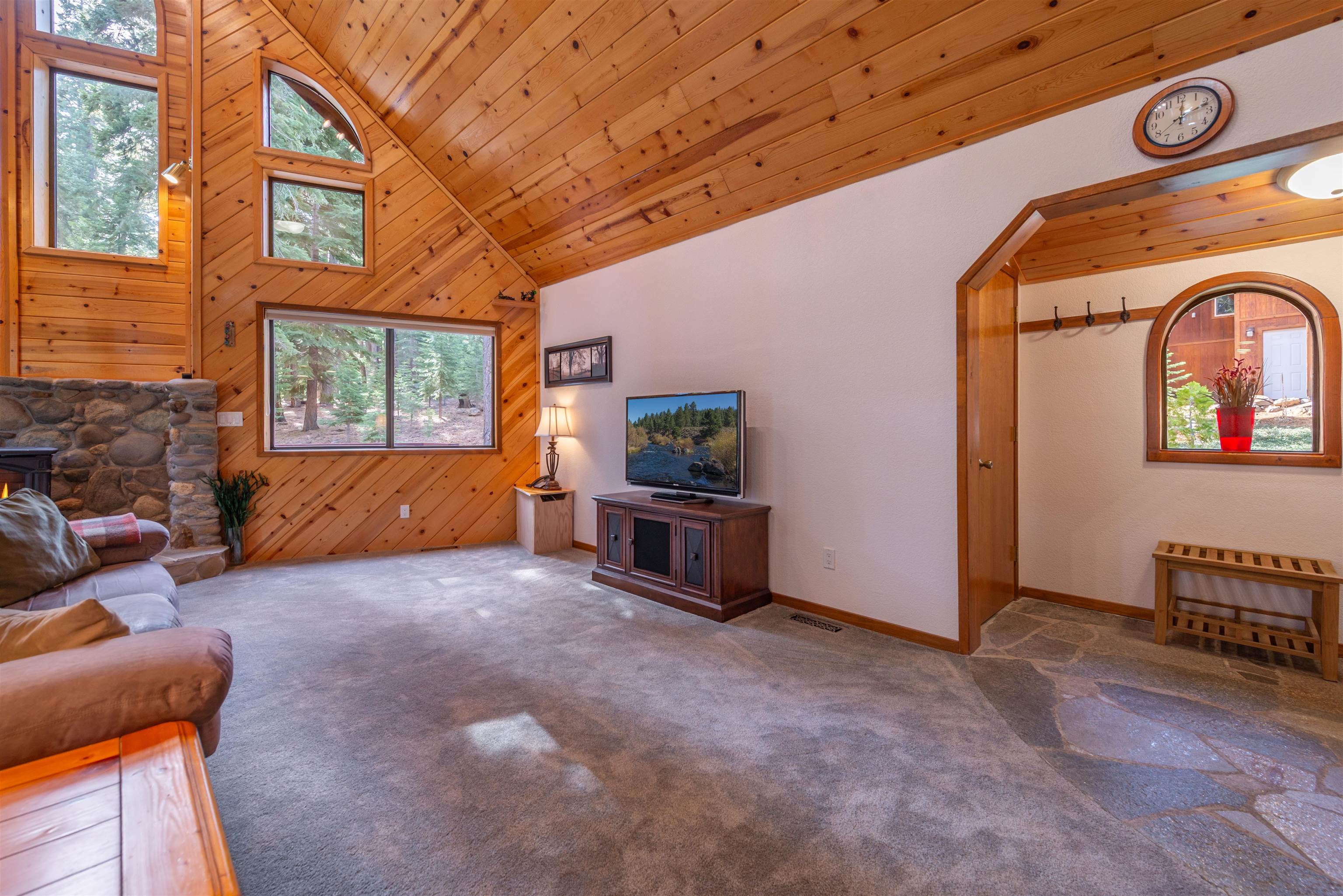 11151 Knotty Pine Drive