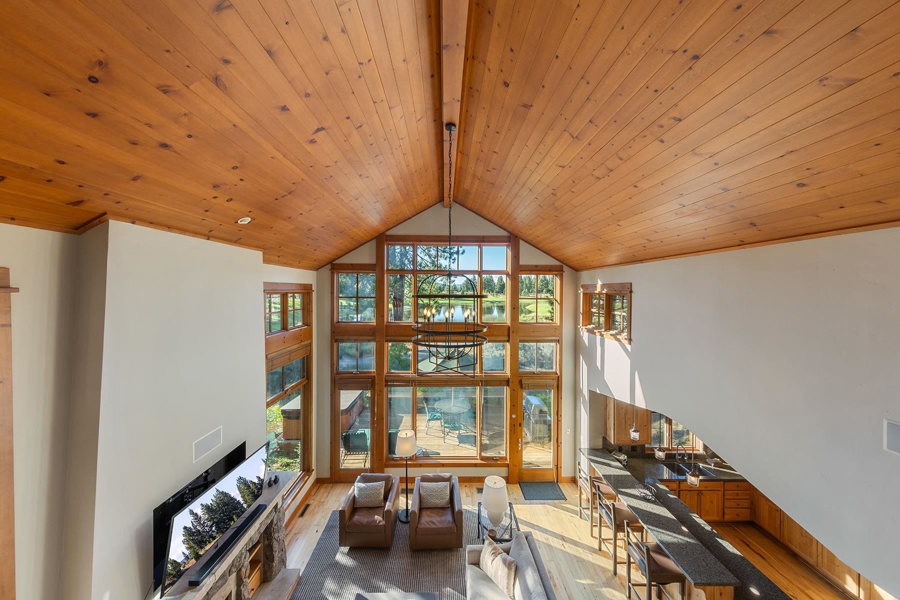 12323 Lookout Loop Unit: F10-24