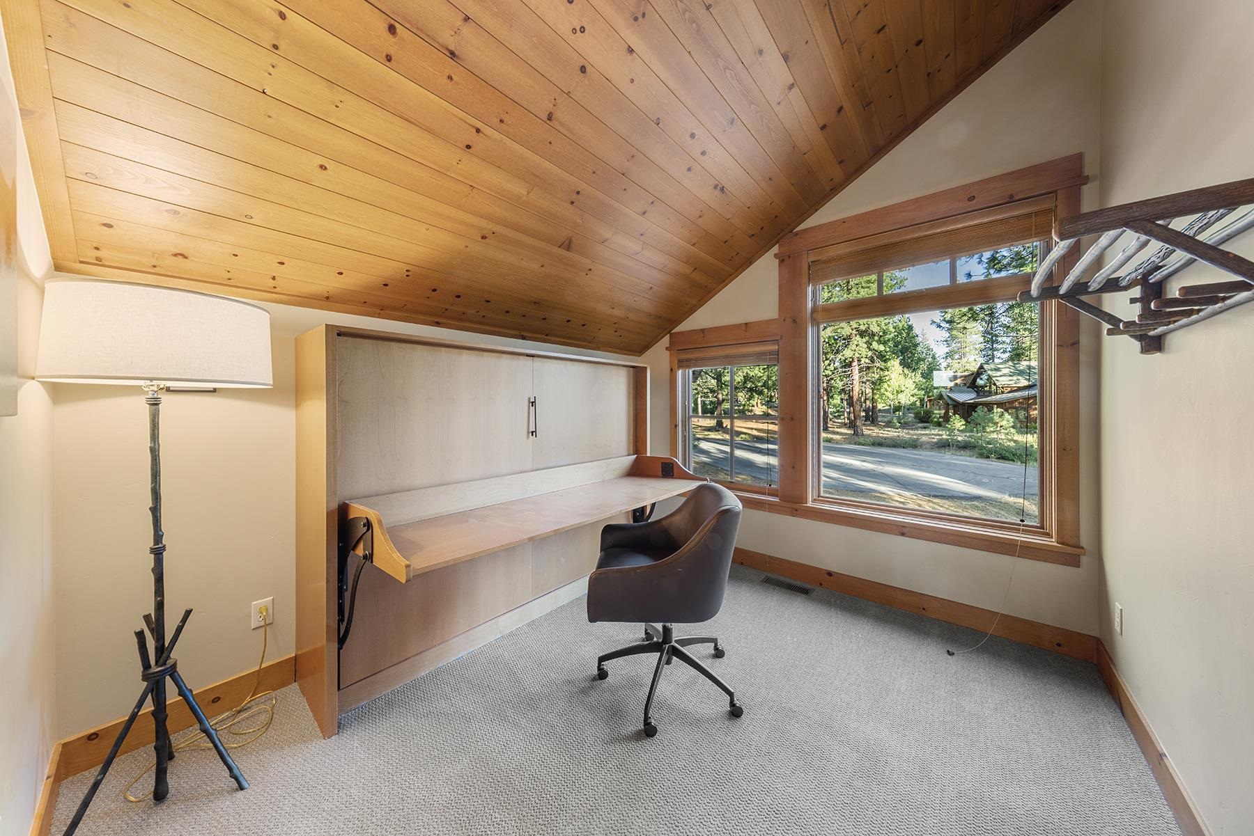 12323 Lookout Loop Unit: F10-24