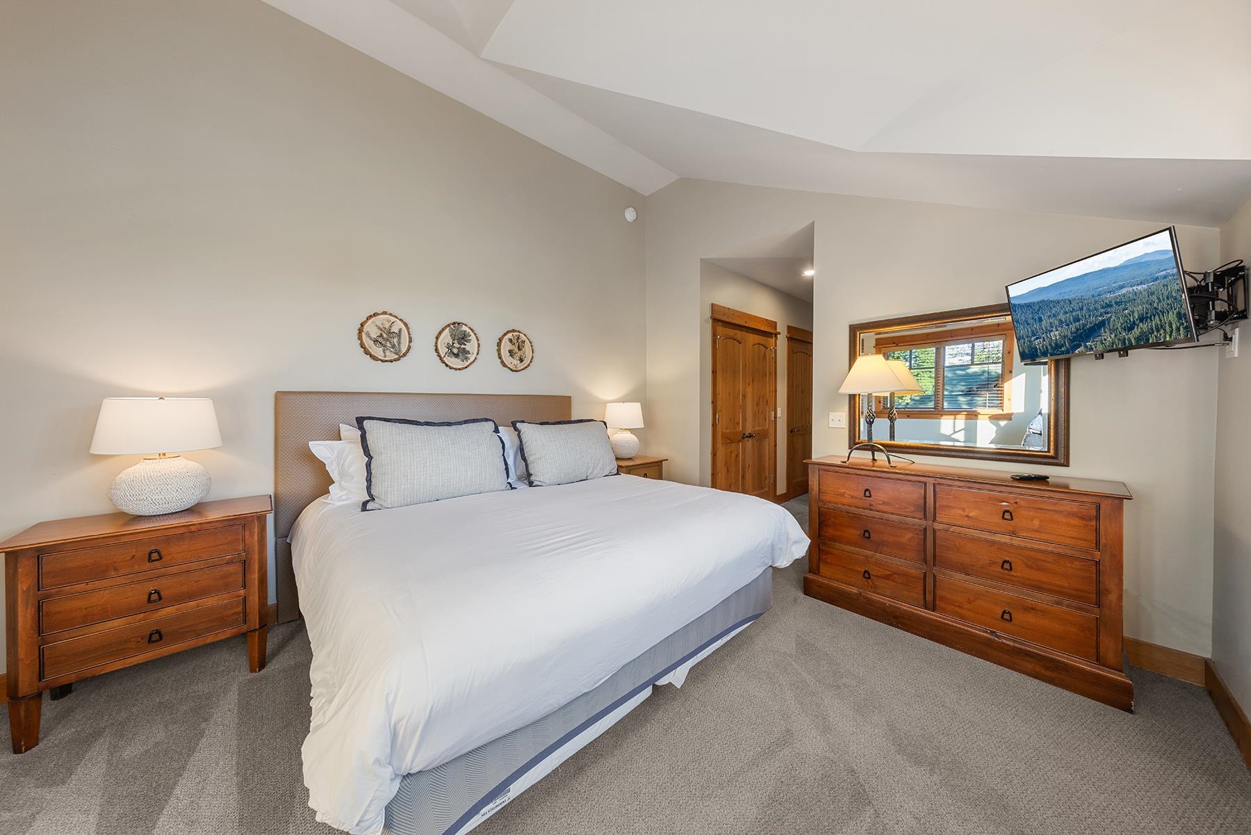 12323 Lookout Loop Unit: F10-24