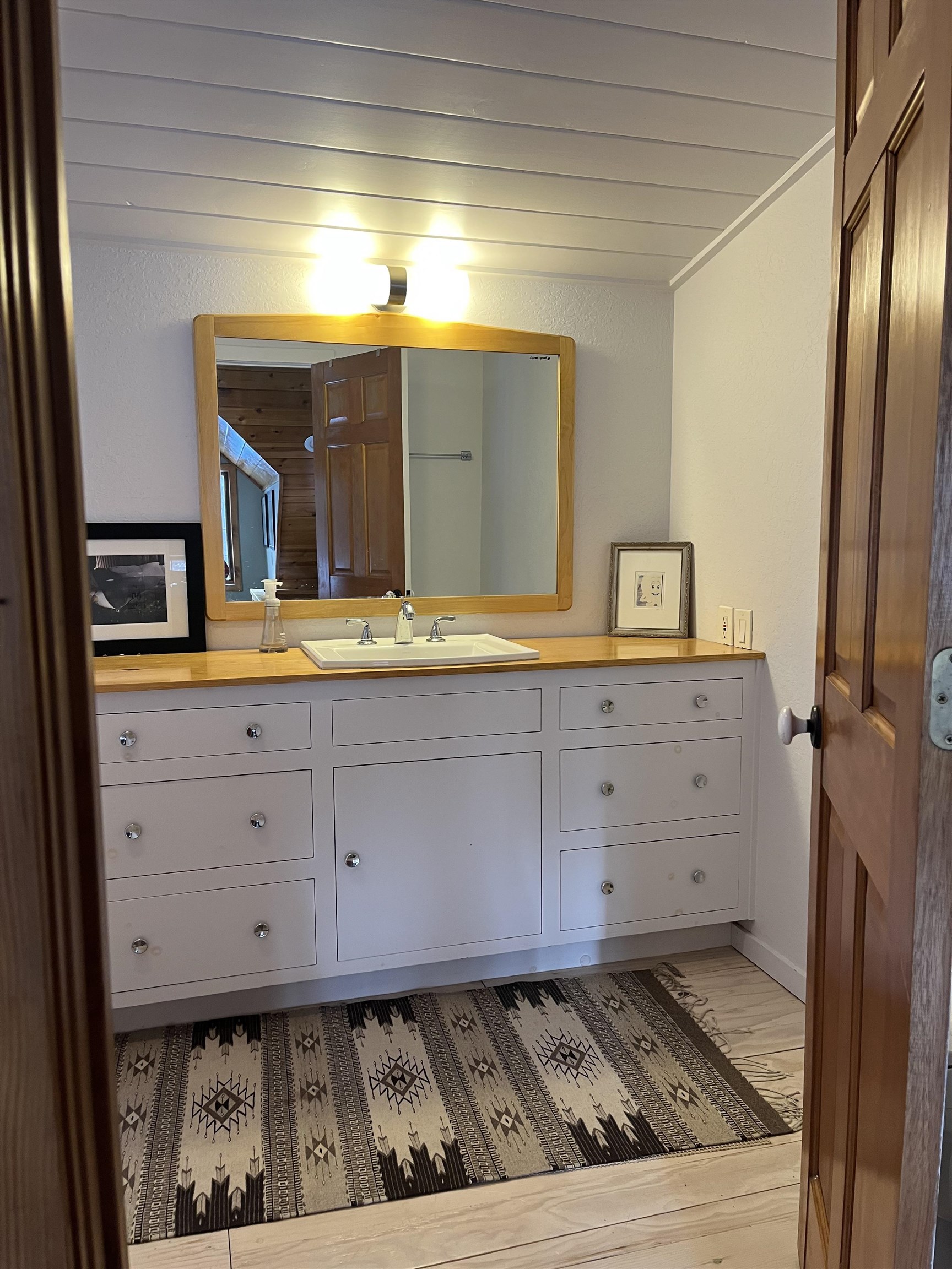 16527 Robertson Road