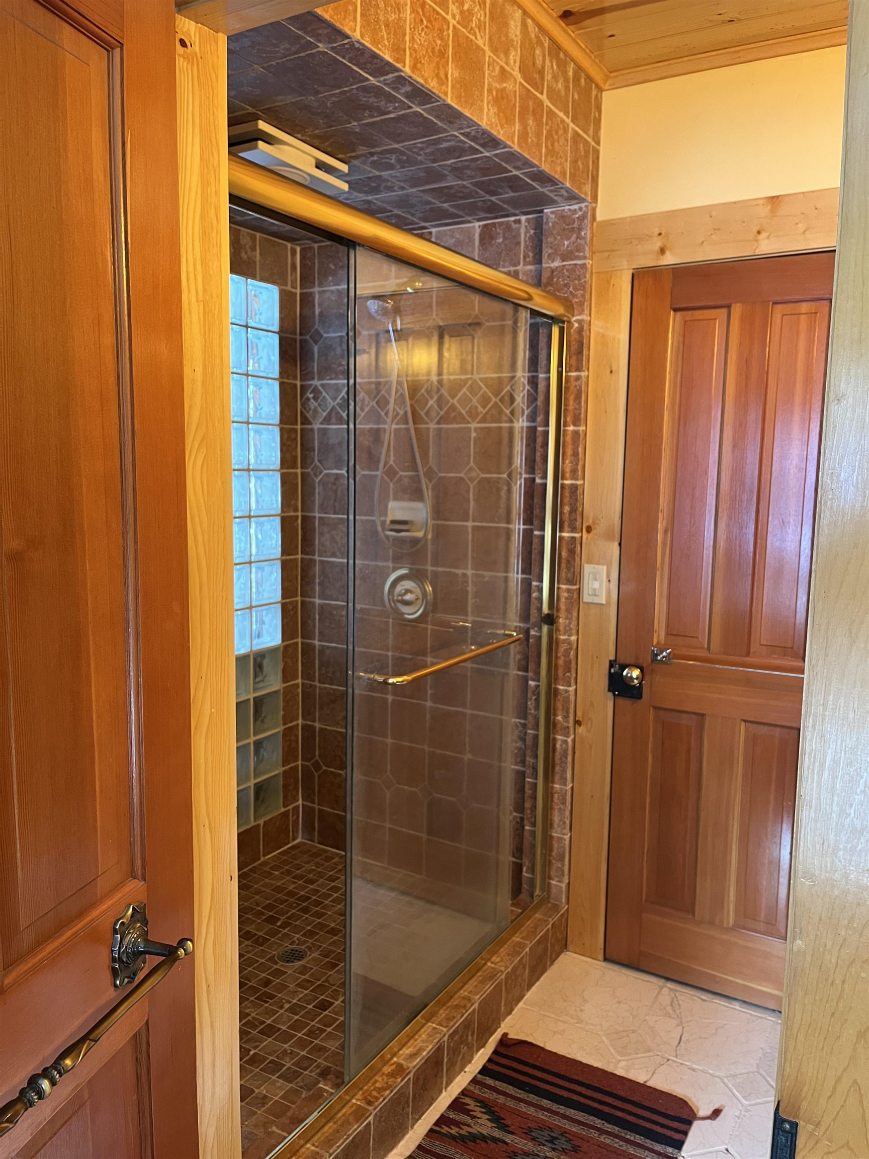 16527 Robertson Road