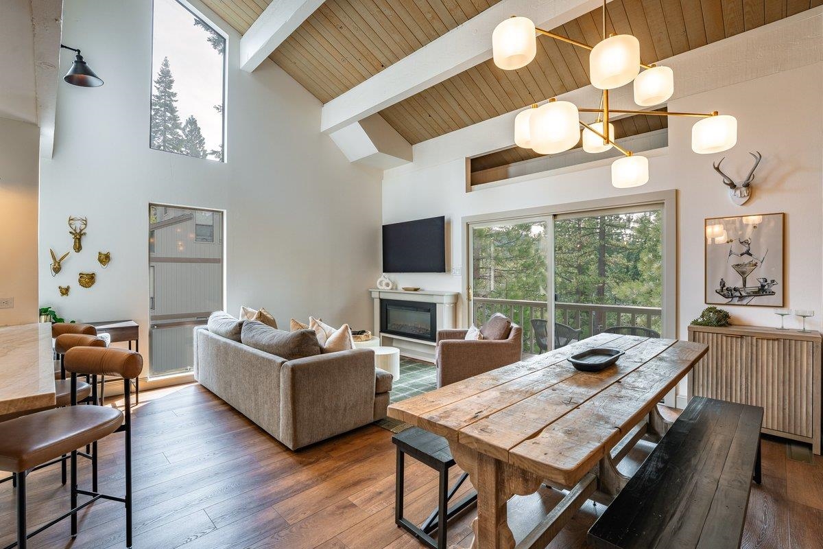 1001 Commonwealth Drive # 82 Unit: #82