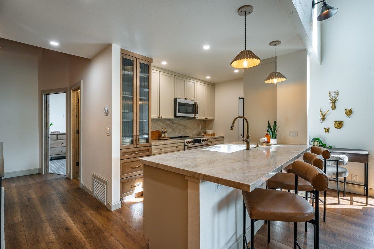 1001 Commonwealth Drive # 82 Unit: #82