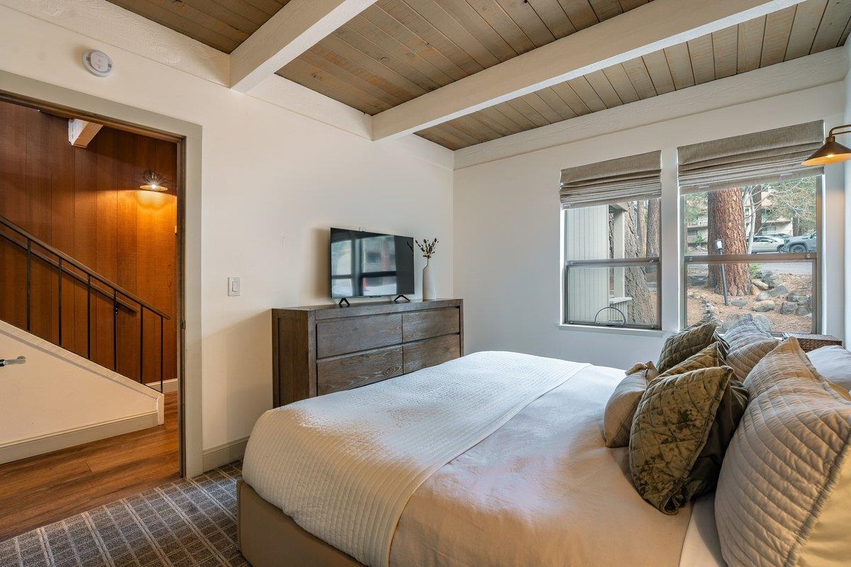 1001 Commonwealth Drive # 82 Unit: #82