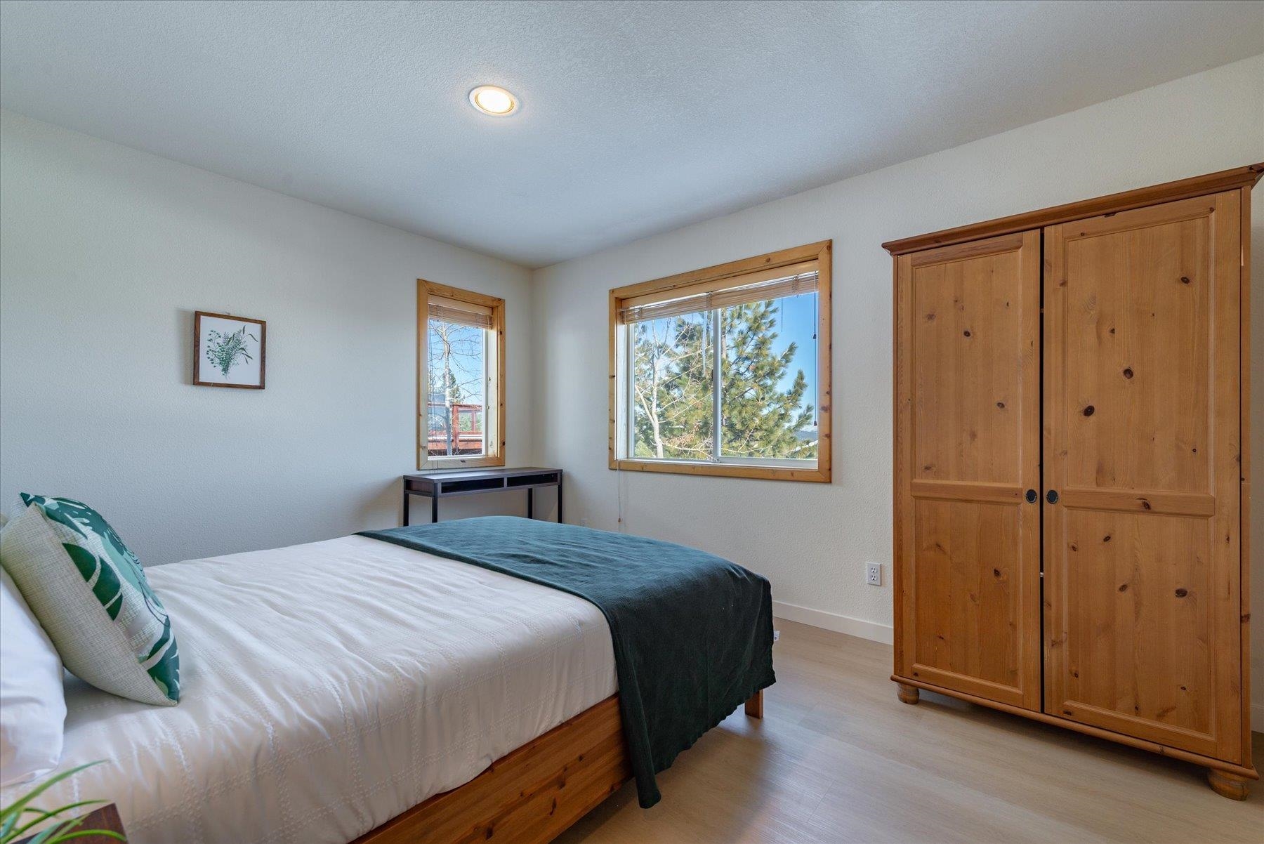 12996 Oberwald Way