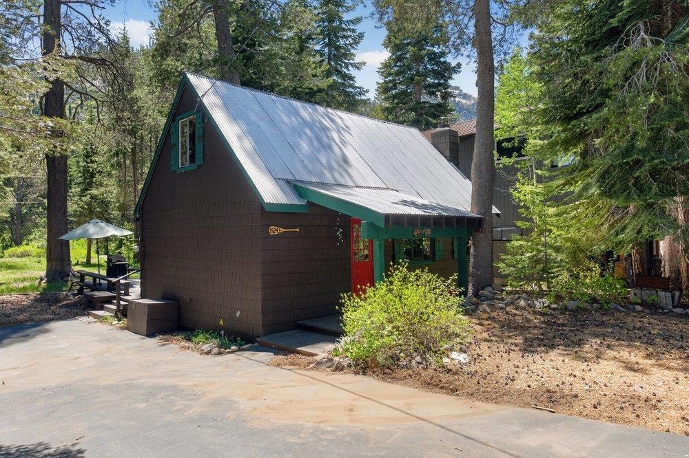 16243 Old Highway Drive